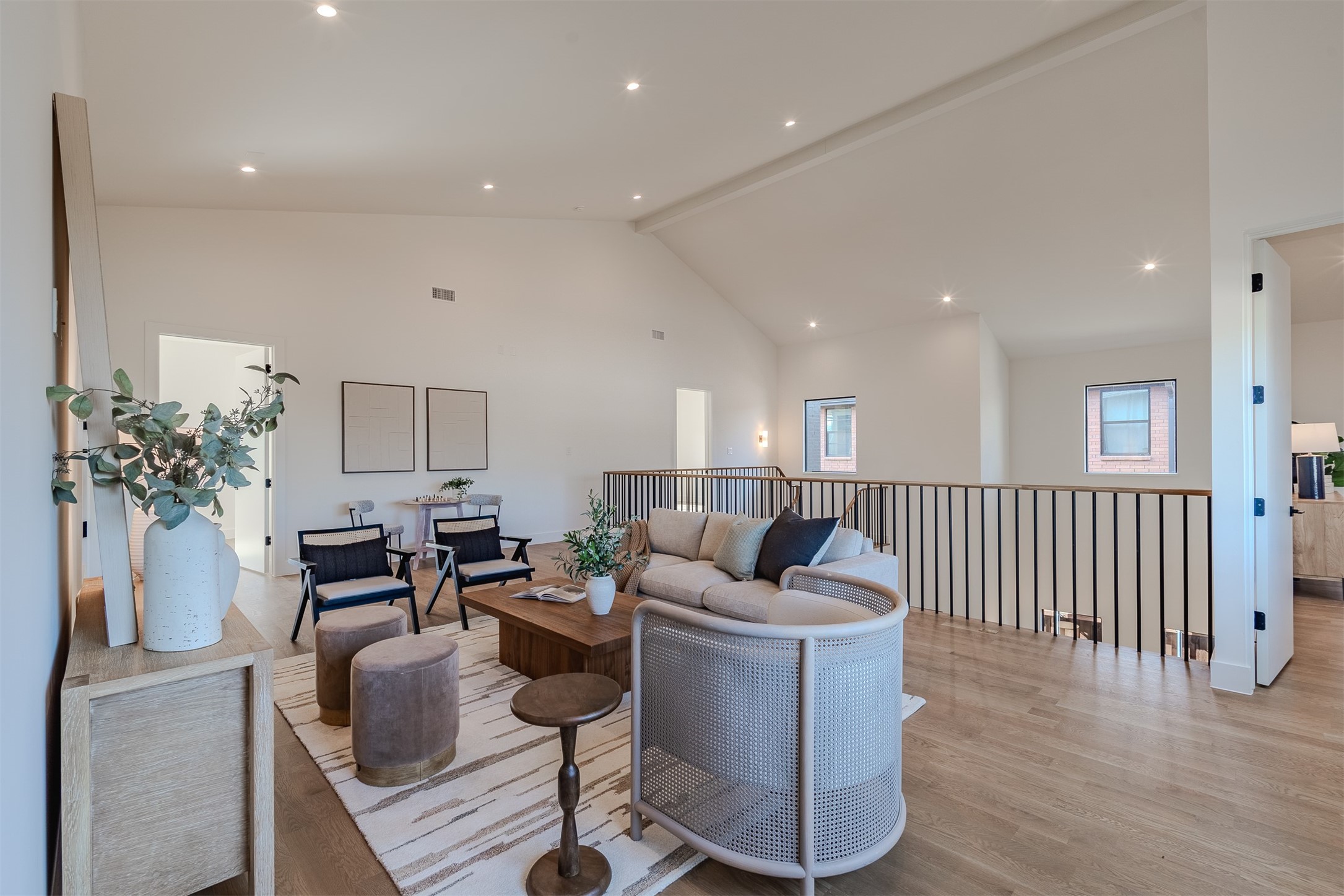 7115 Casa Loma Avenue