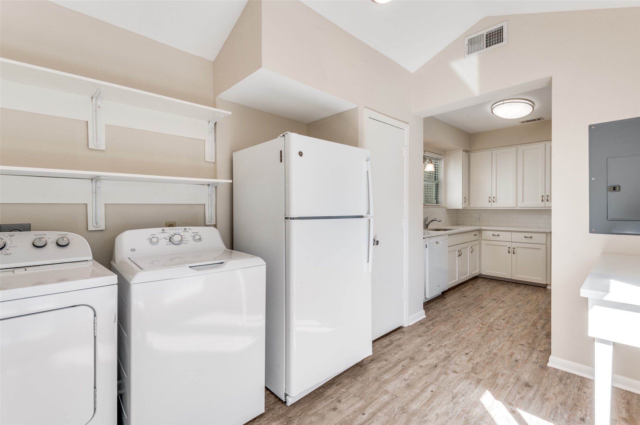 4144 Prescott Avenue