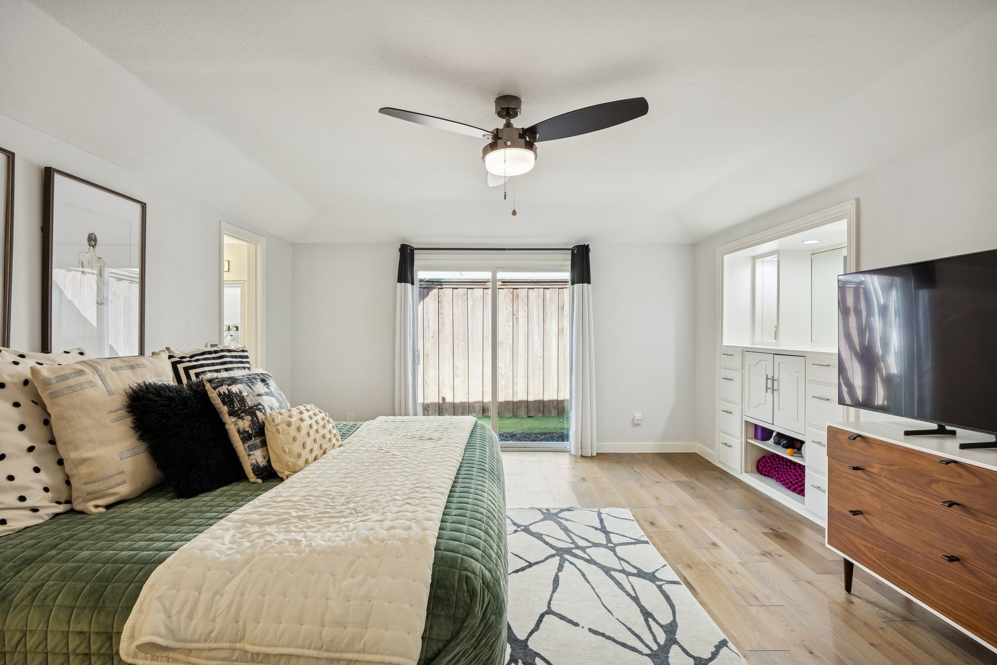 9522 Robin Meadow Drive