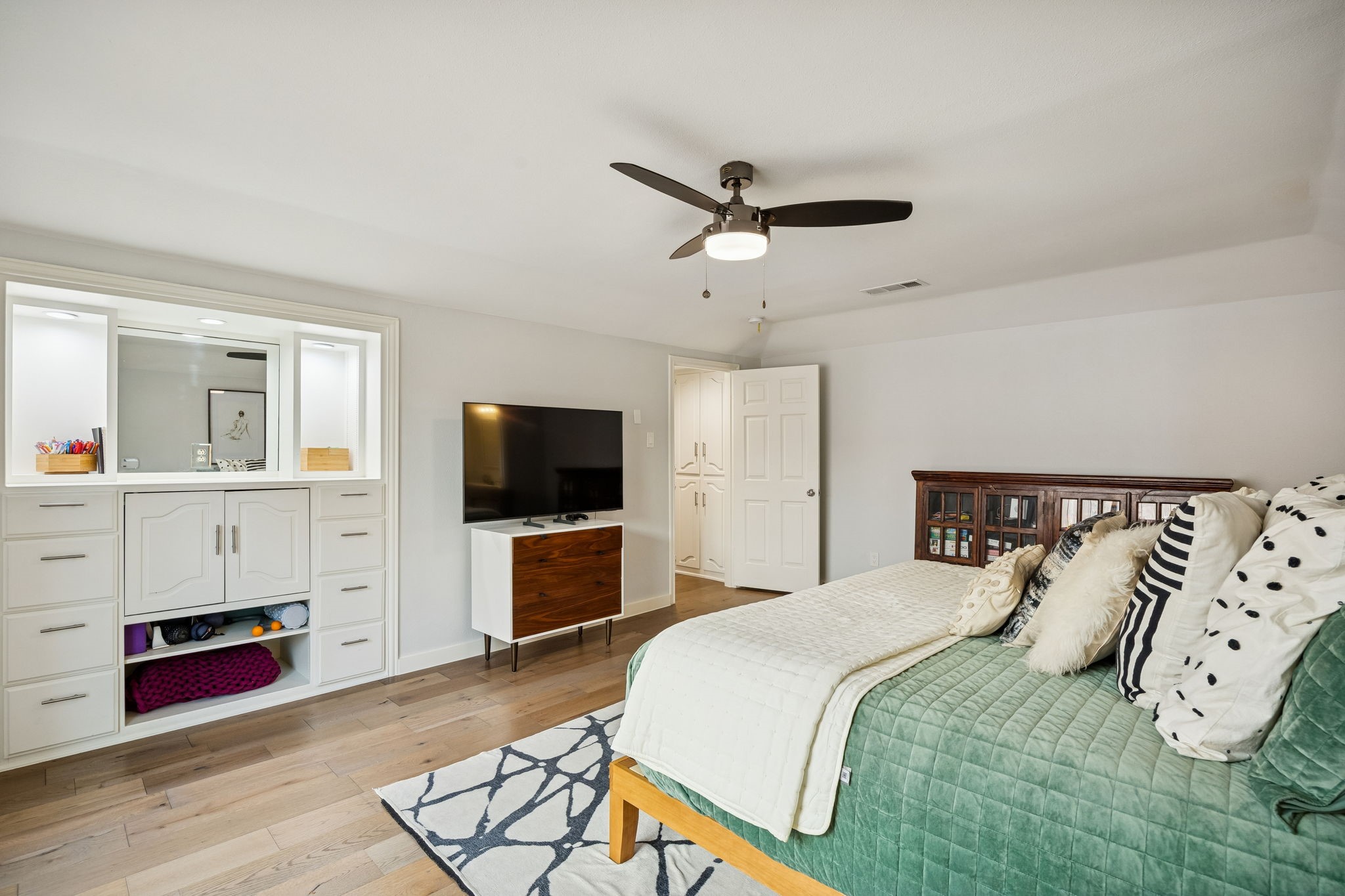 9522 Robin Meadow Drive