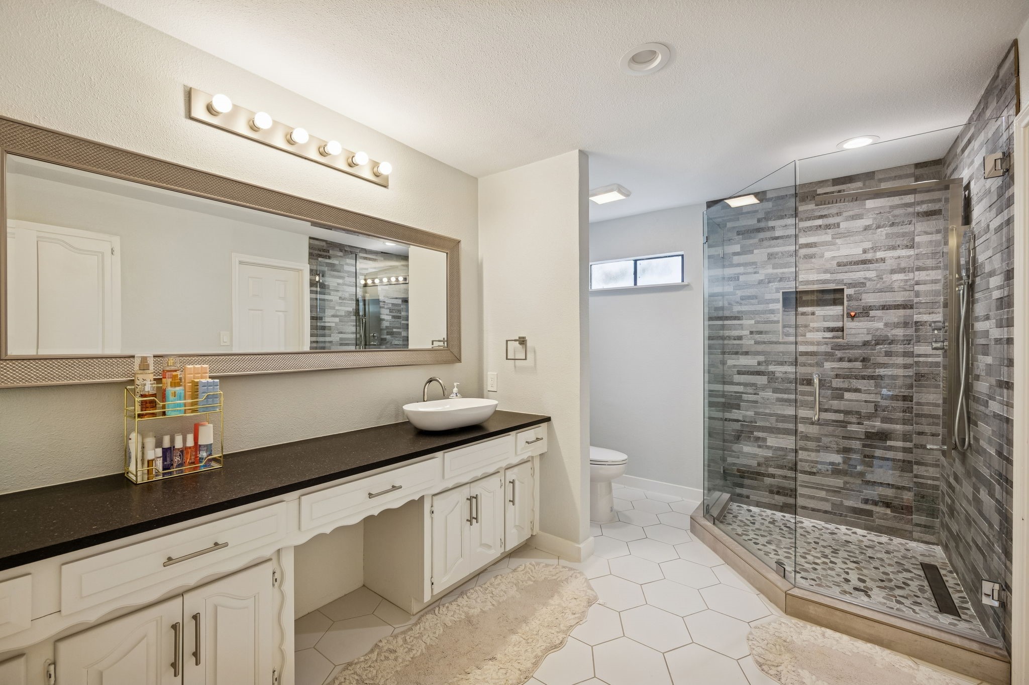 9522 Robin Meadow Drive