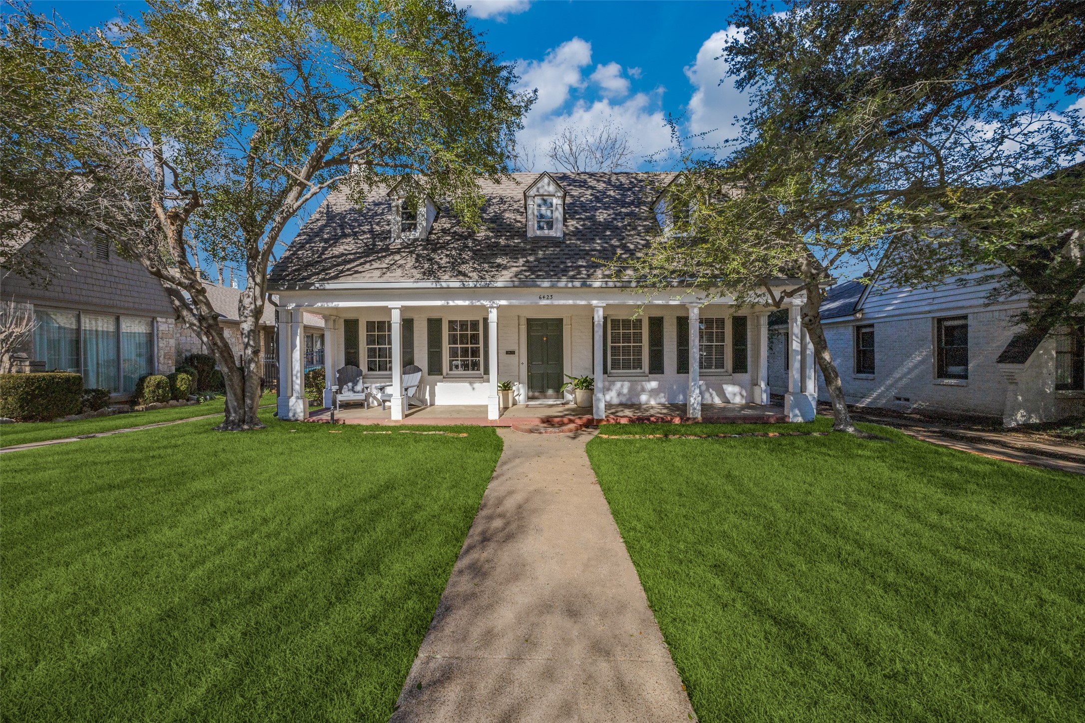 6423 Velasco Avenue