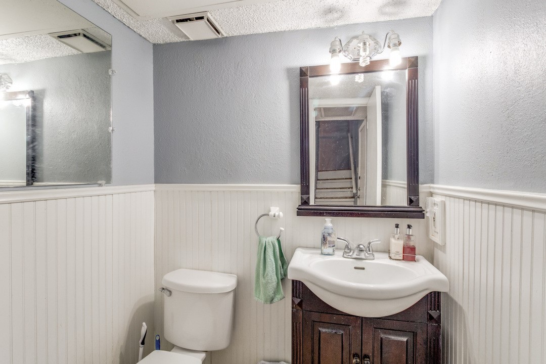 9617 Walnut Street 4108