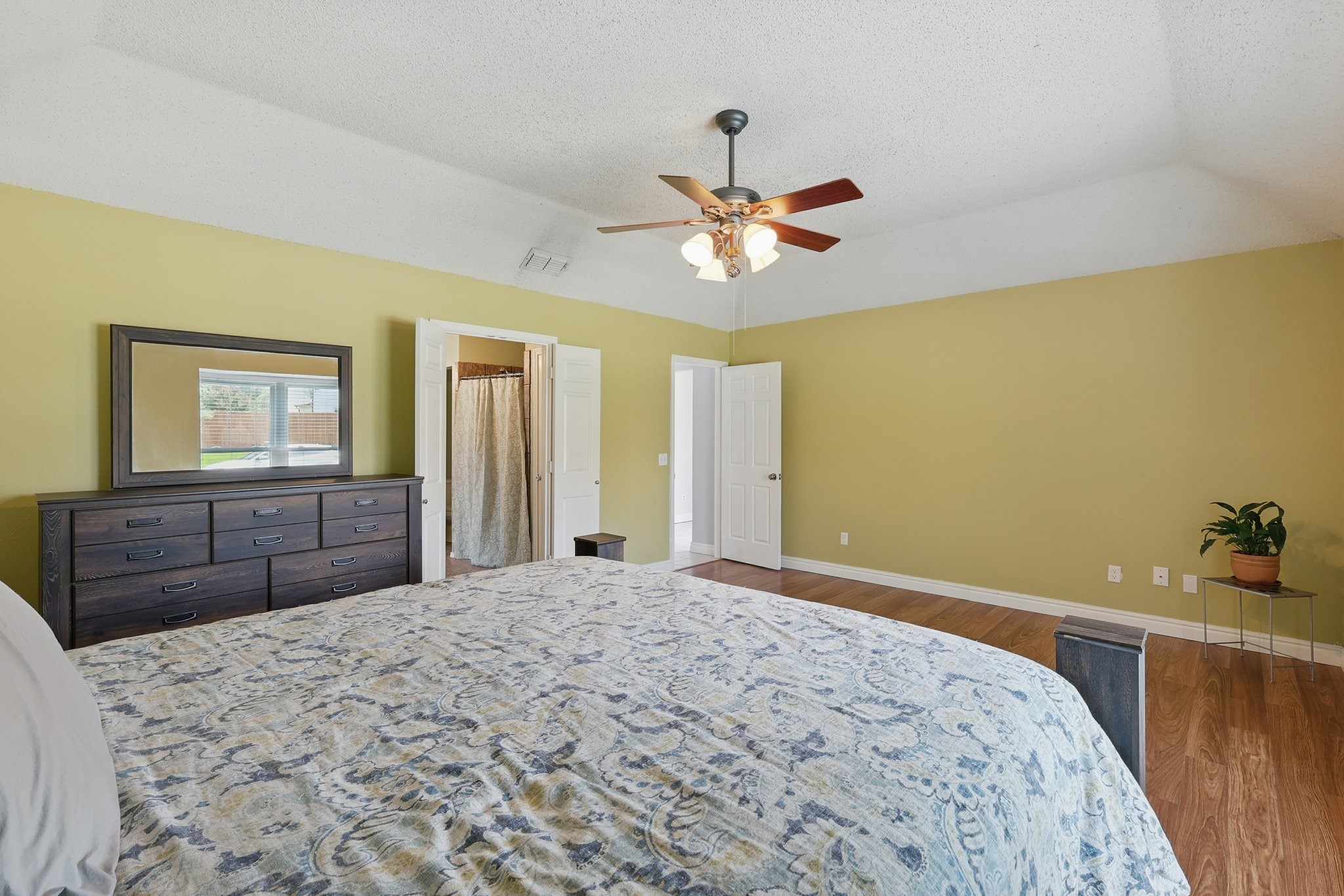 1338 Saddleback Lane