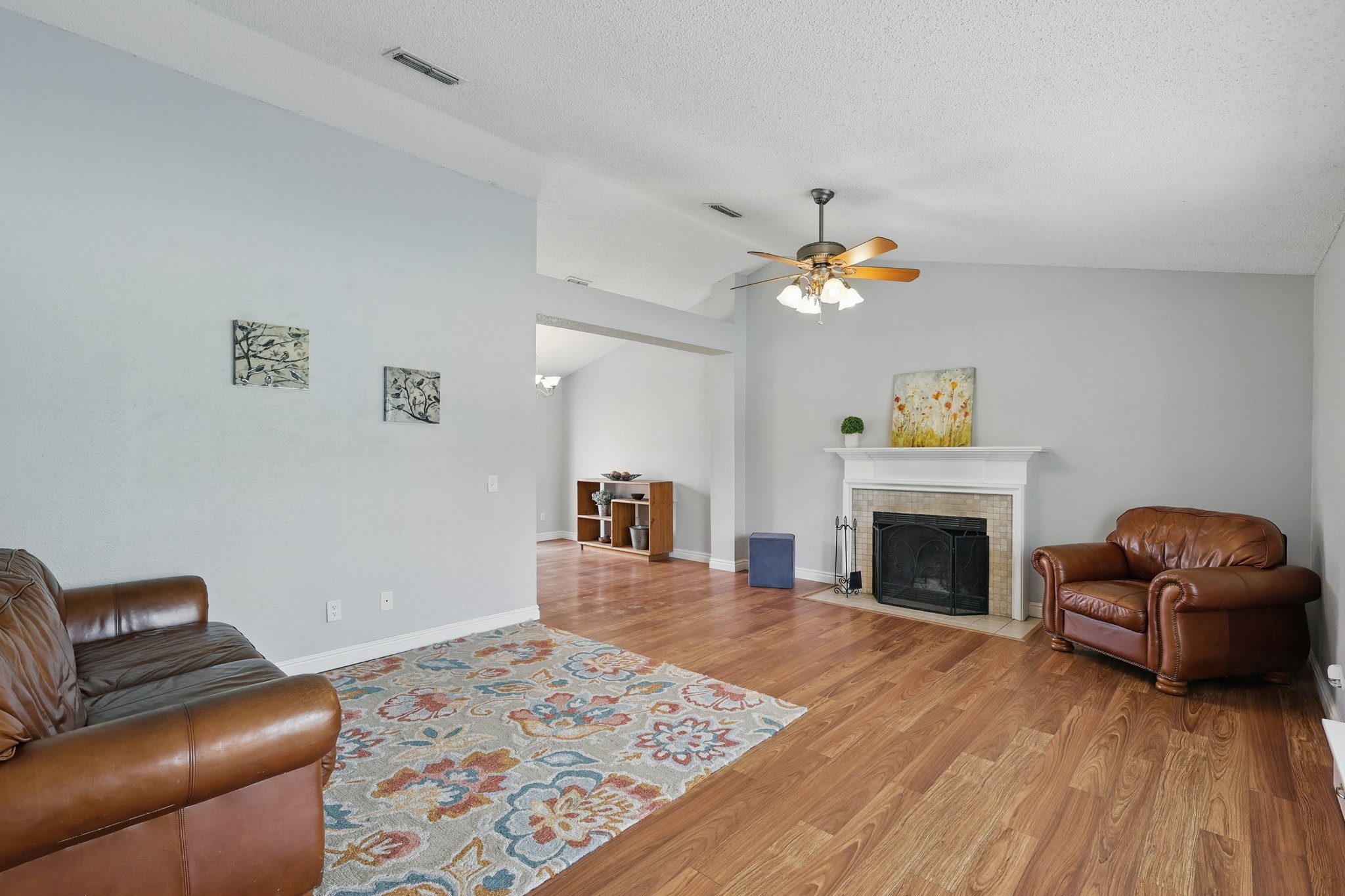 1338 Saddleback Lane