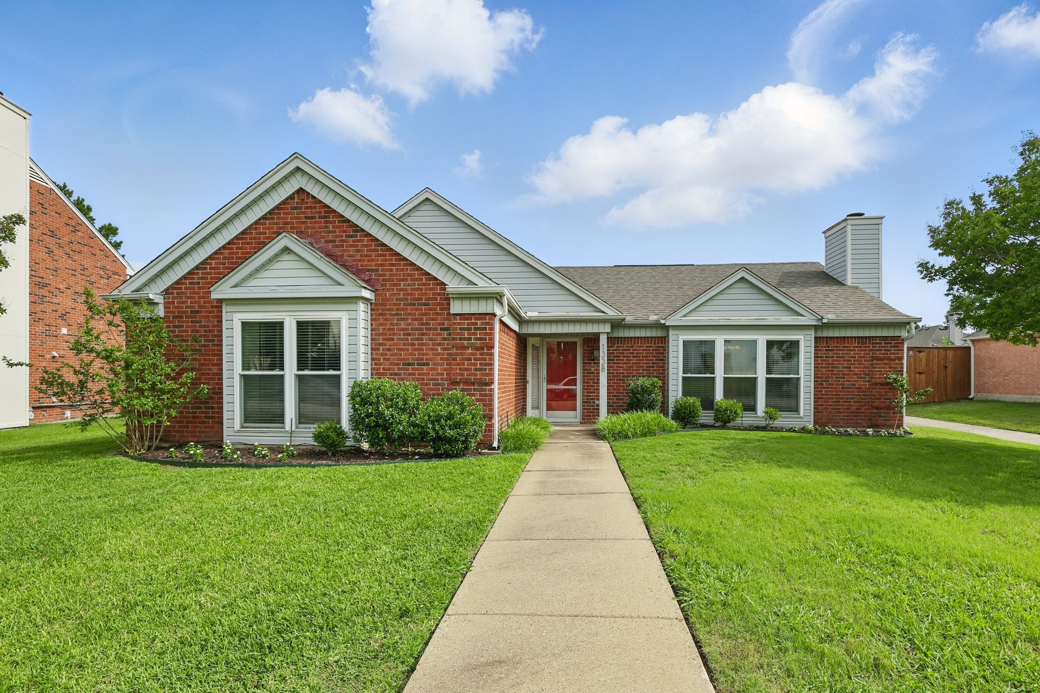 1338 Saddleback Lane