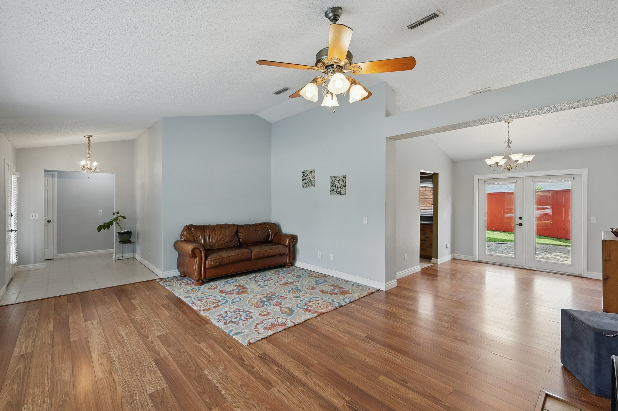 1338 Saddleback Lane