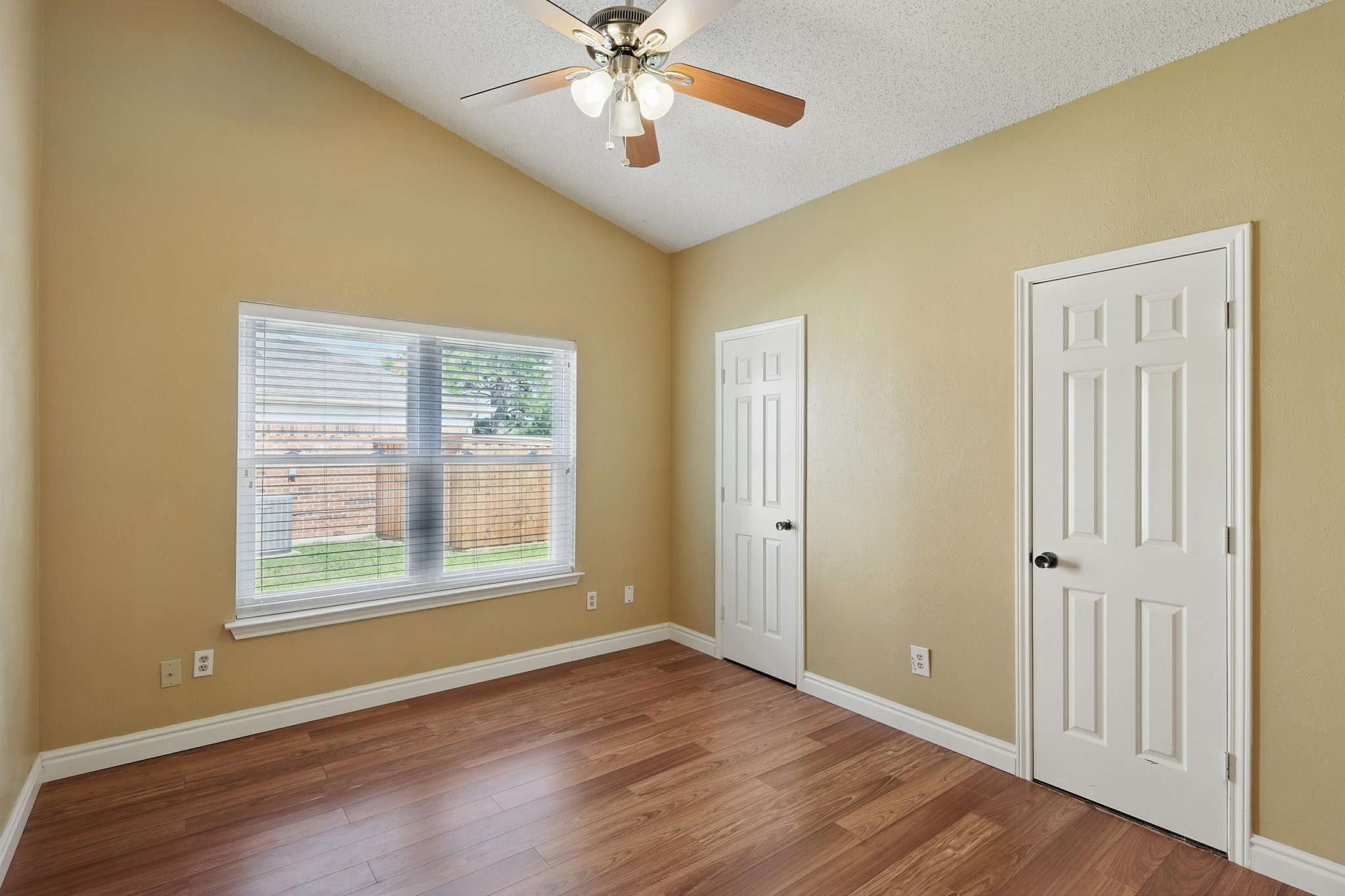 1338 Saddleback Lane