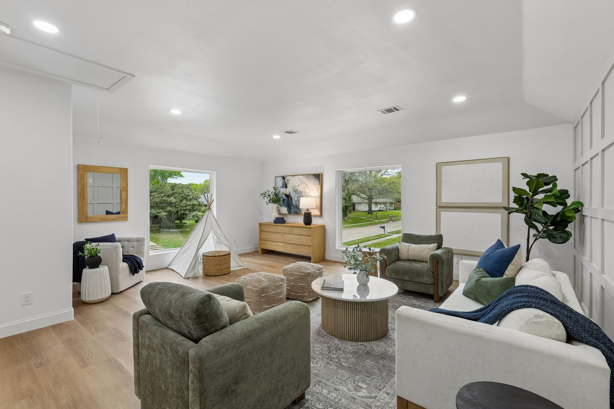 301 Canyon Ridge Drive