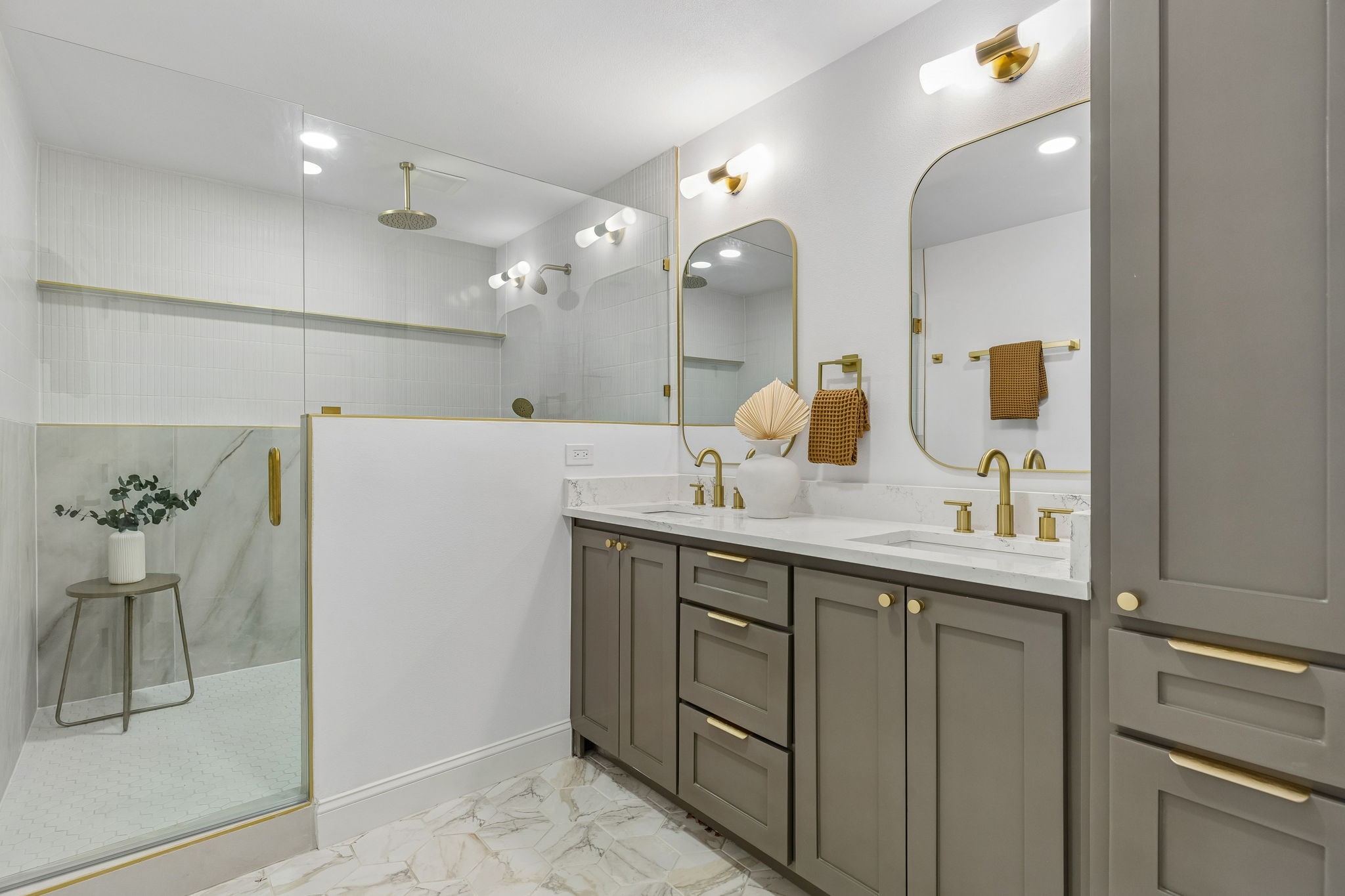 301 Canyon Ridge Drive