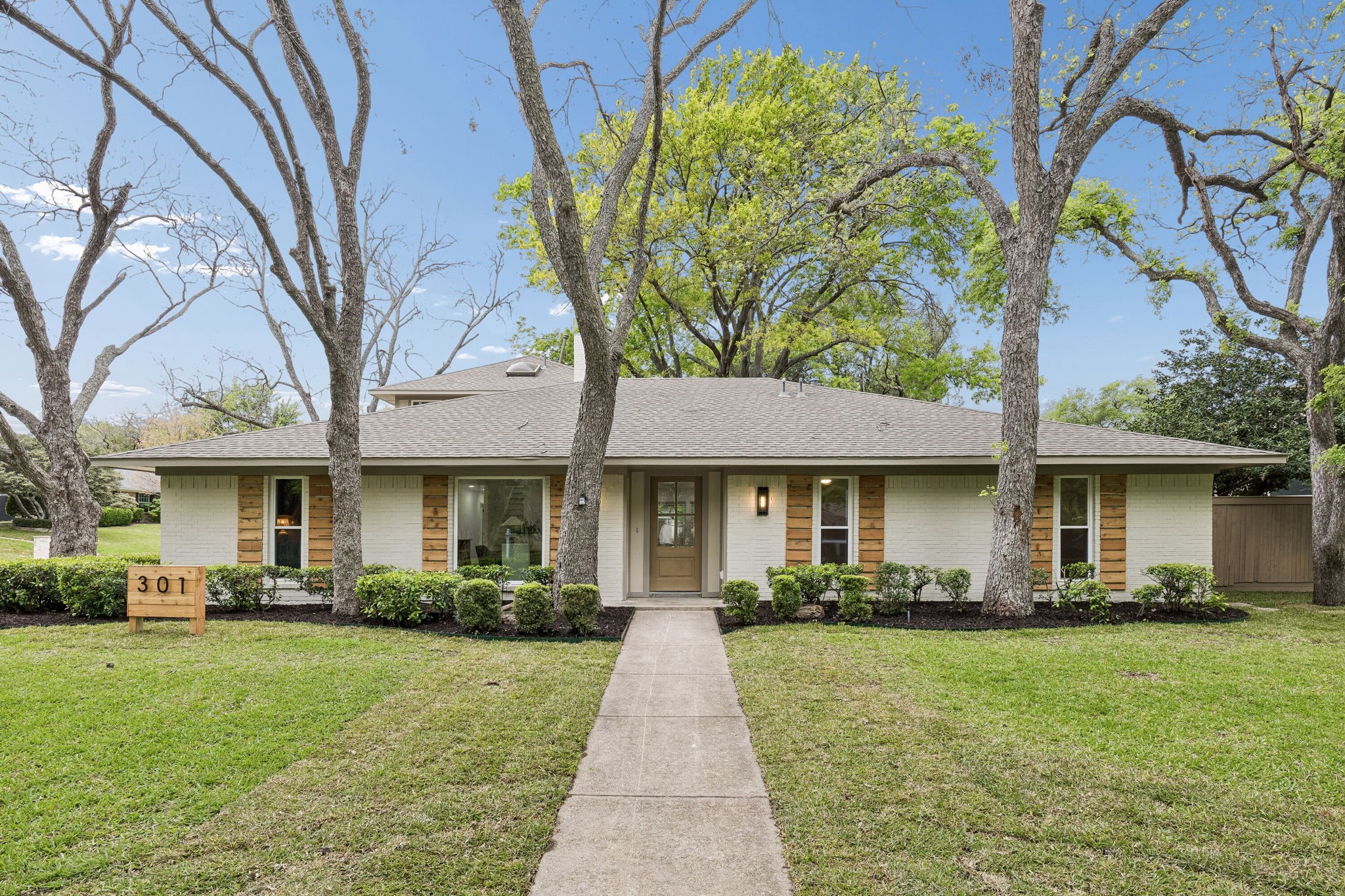 301 Canyon Ridge Drive