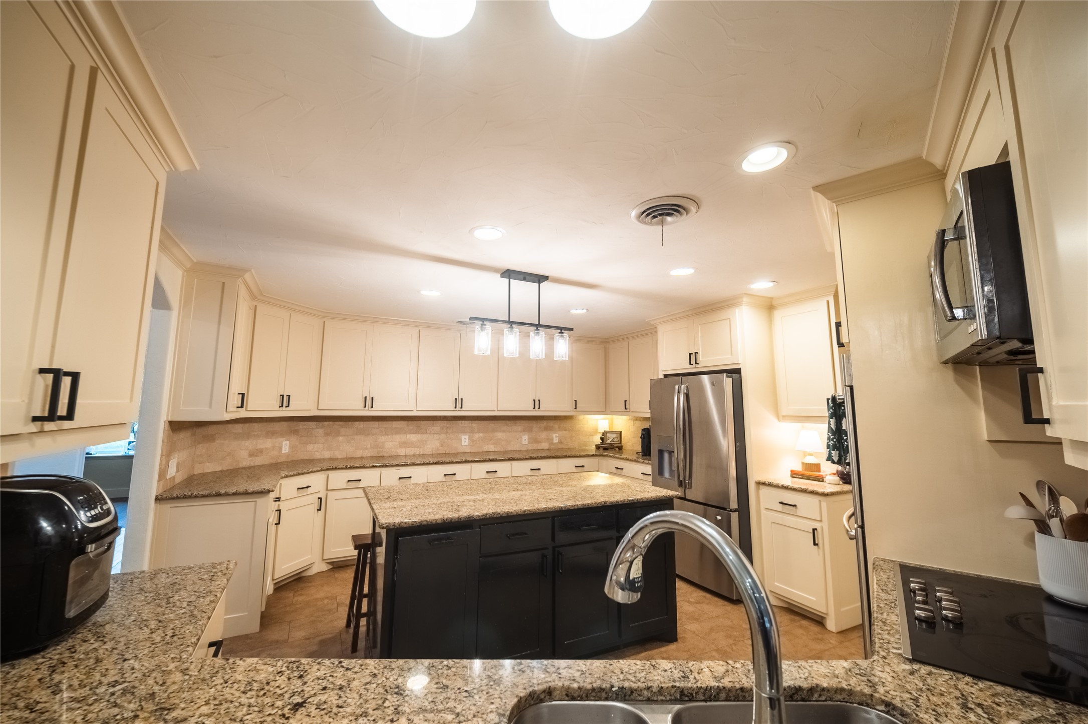 455 Love Henry Court