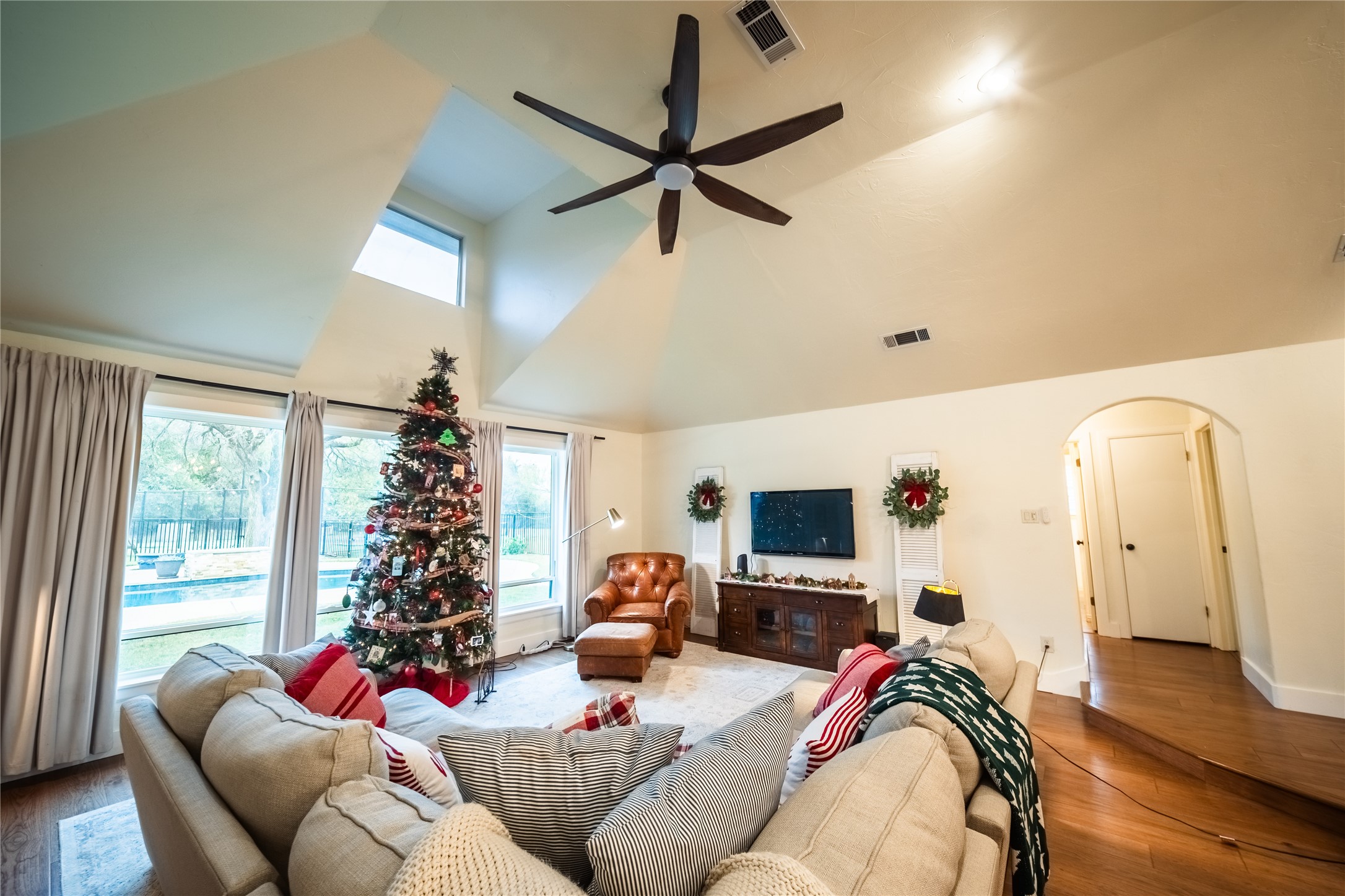 455 Love Henry Court