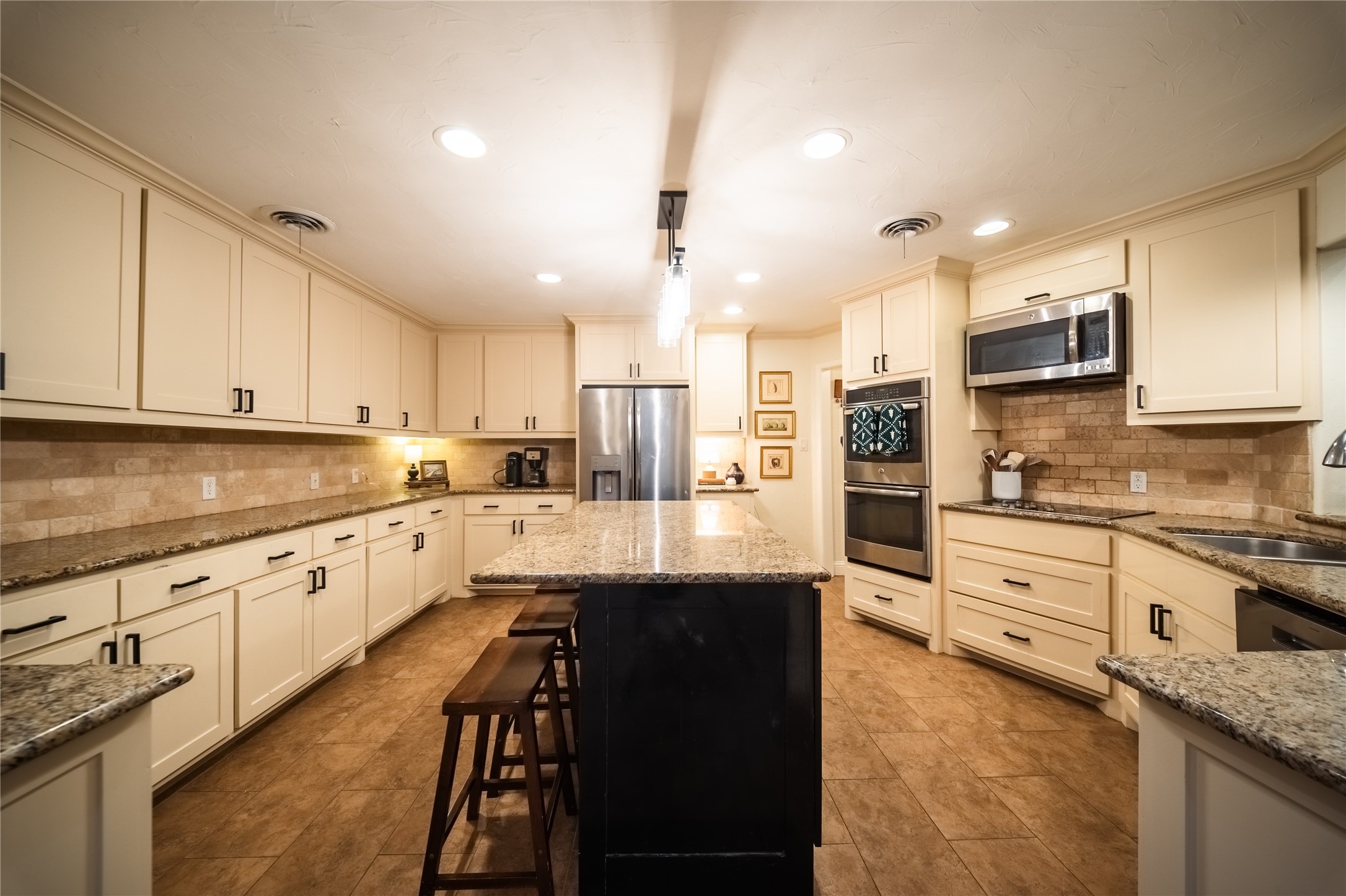 455 Love Henry Court