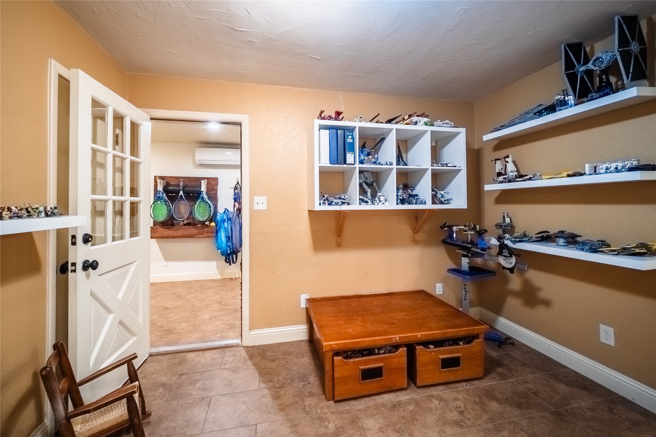 455 Love Henry Court