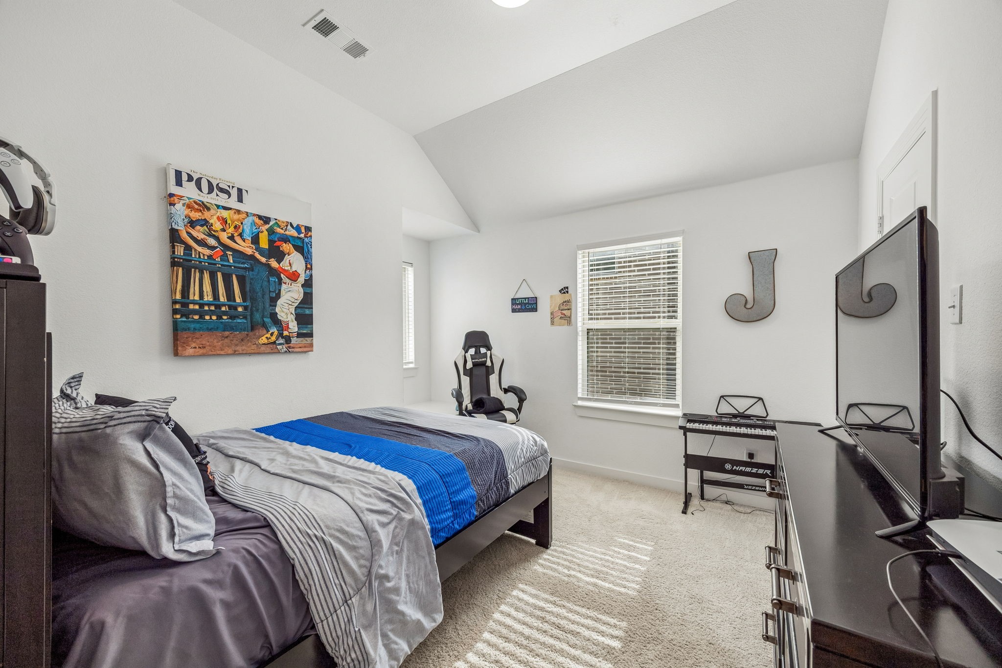 1133 Queensdown Way