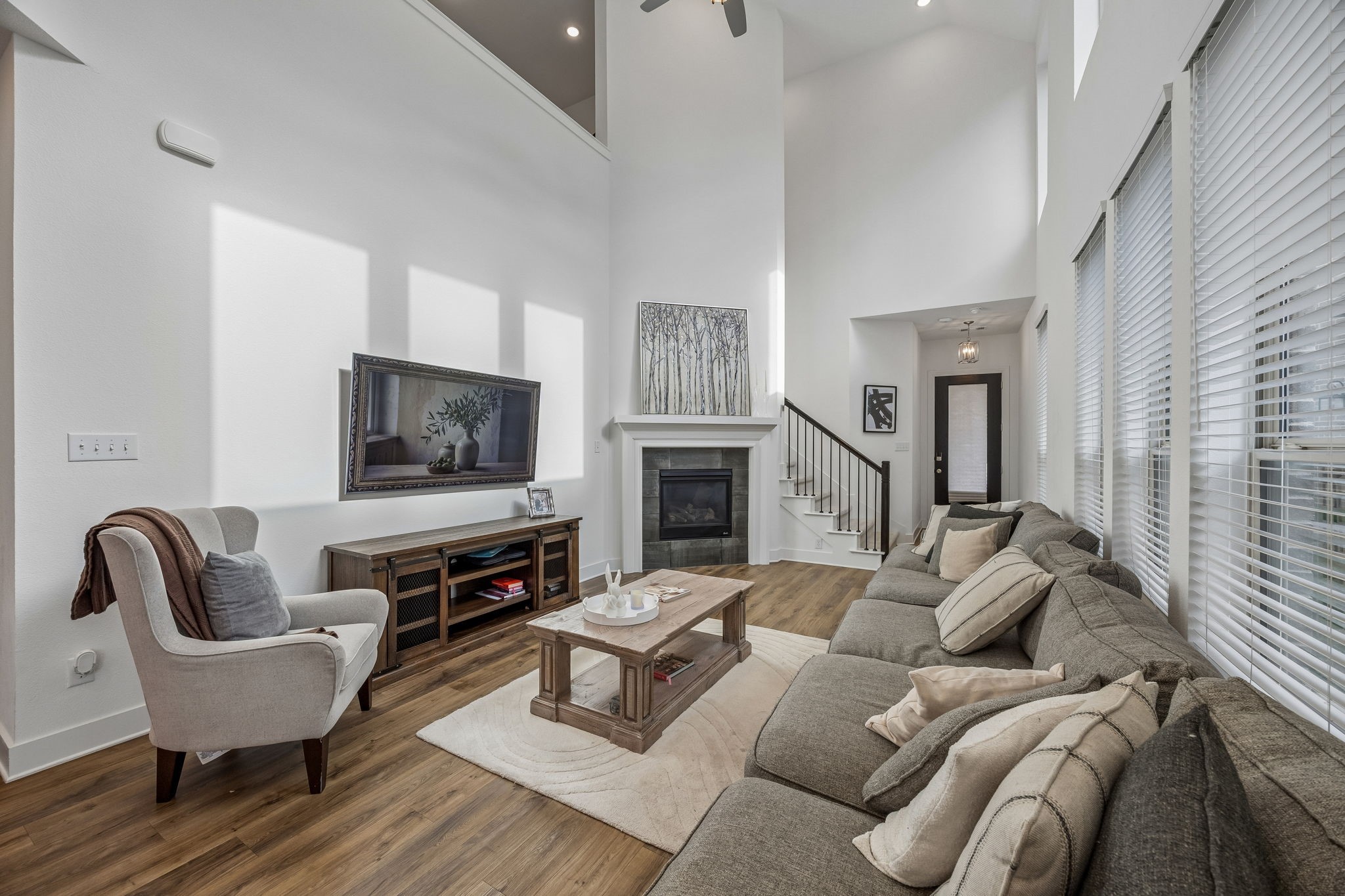 1133 Queensdown Way