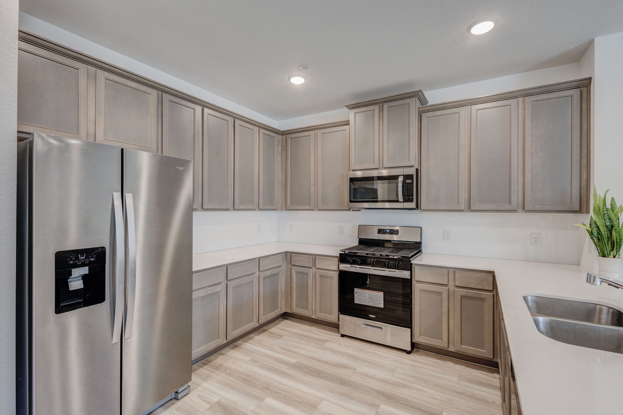 3720 Star Mesa Street 13