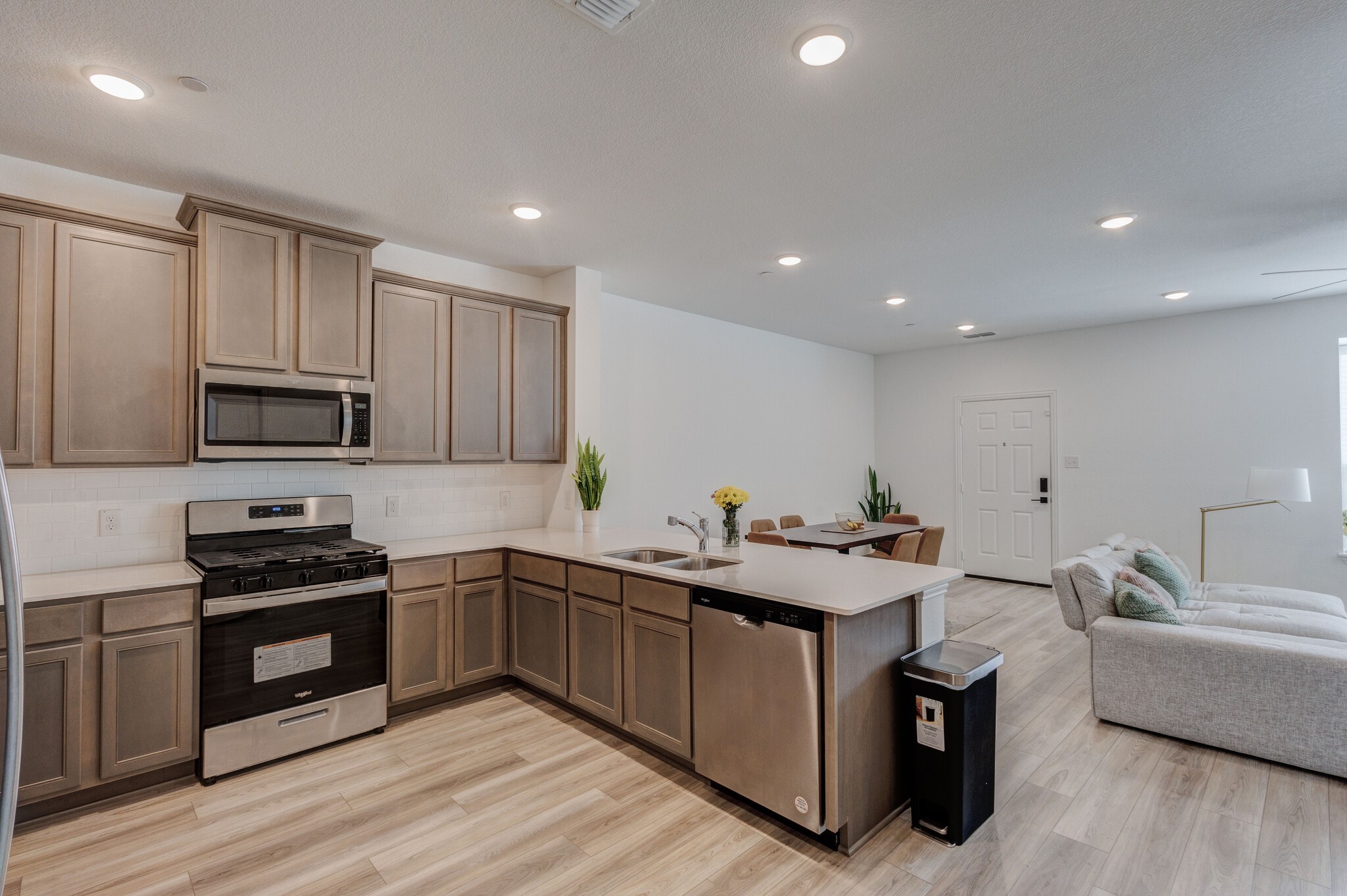 3720 Star Mesa Street 13