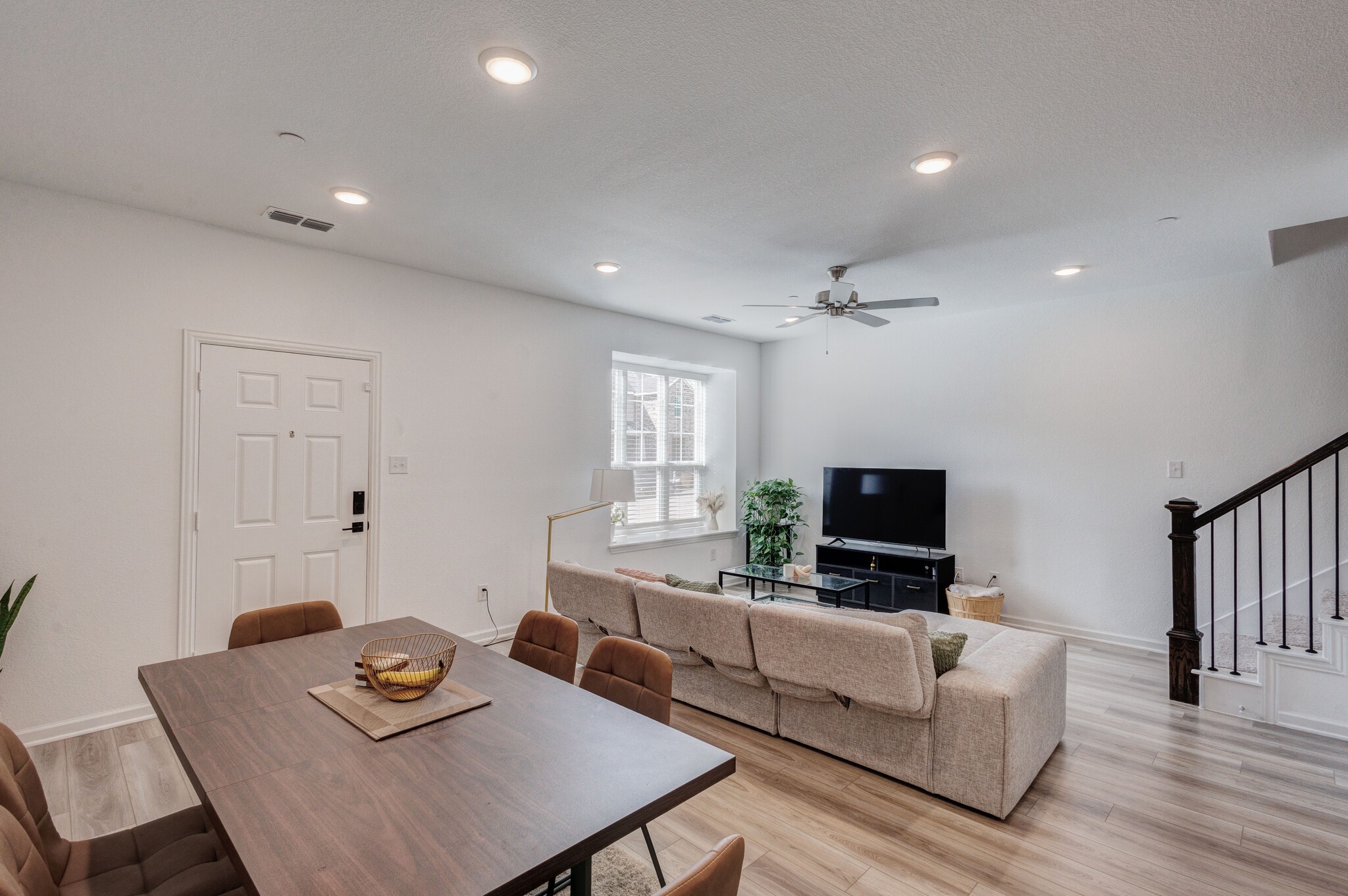 3720 Star Mesa Street 13