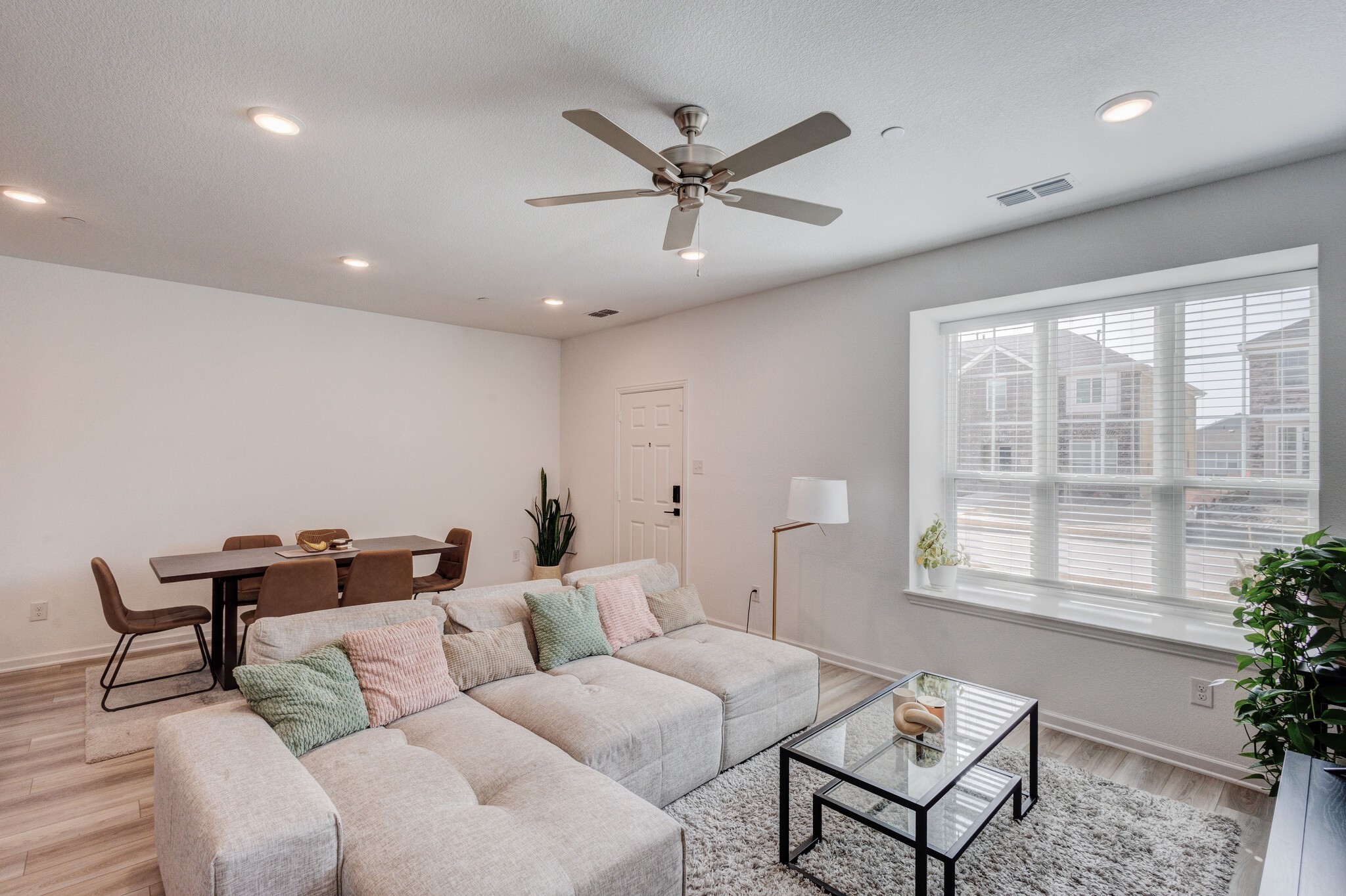 3720 Star Mesa Street 13