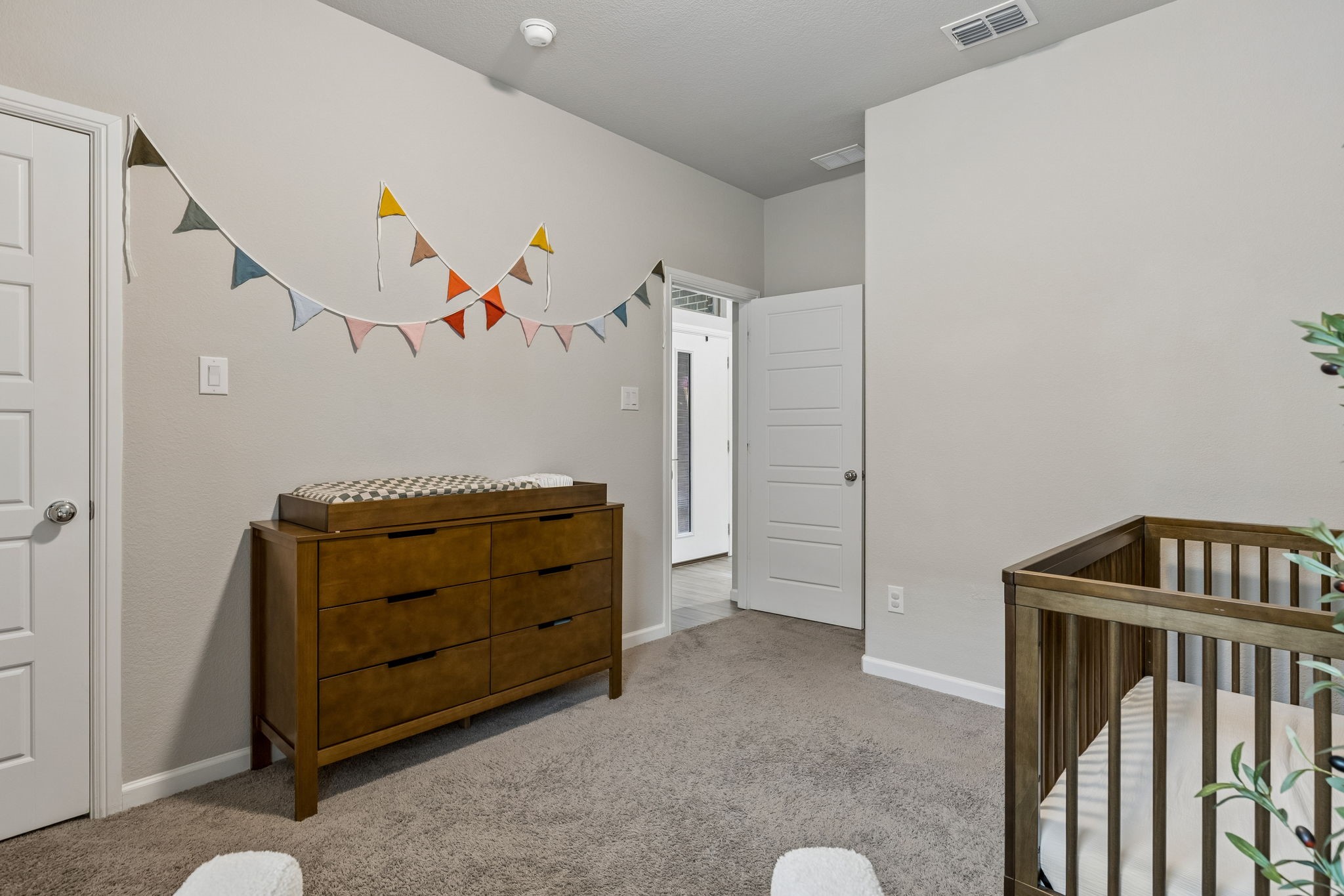 6909 Lilac Drive