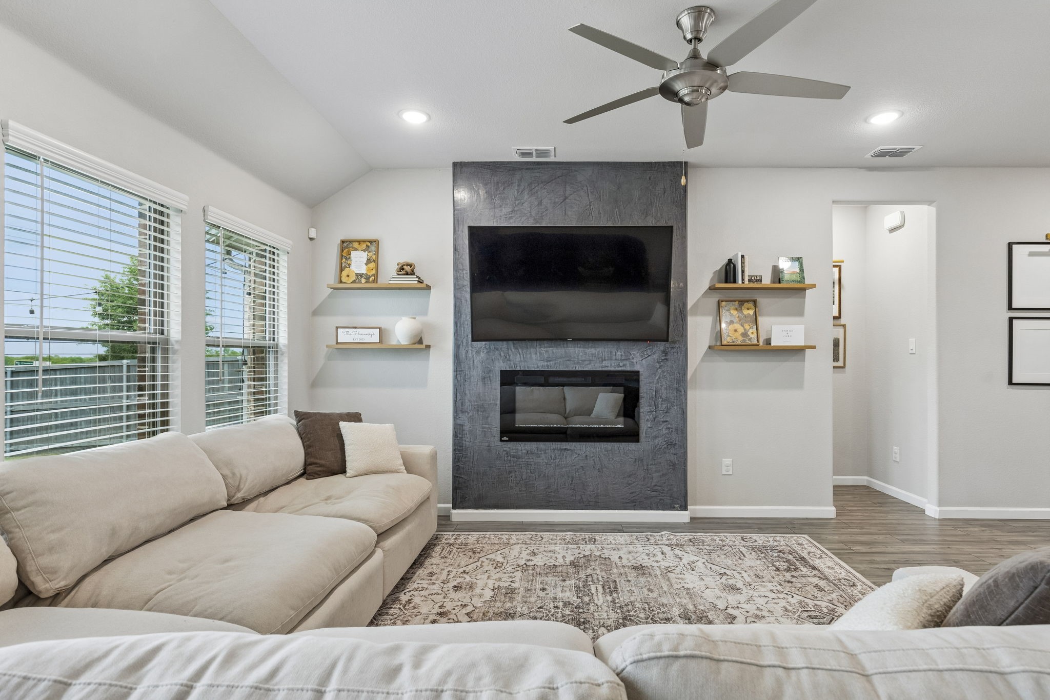 6909 Lilac Drive