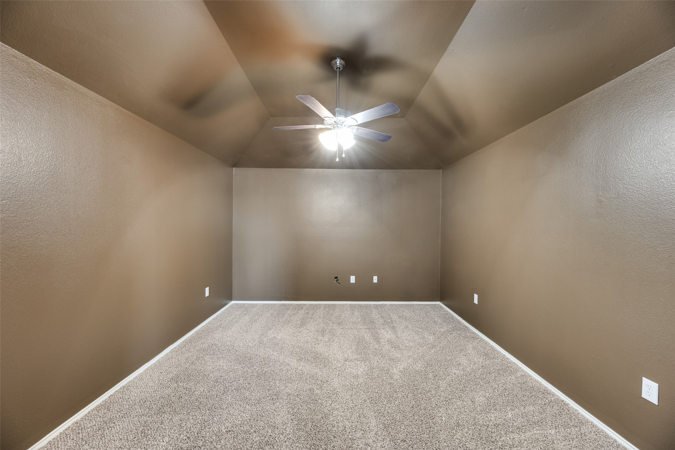 2240 Garden Crest Drive