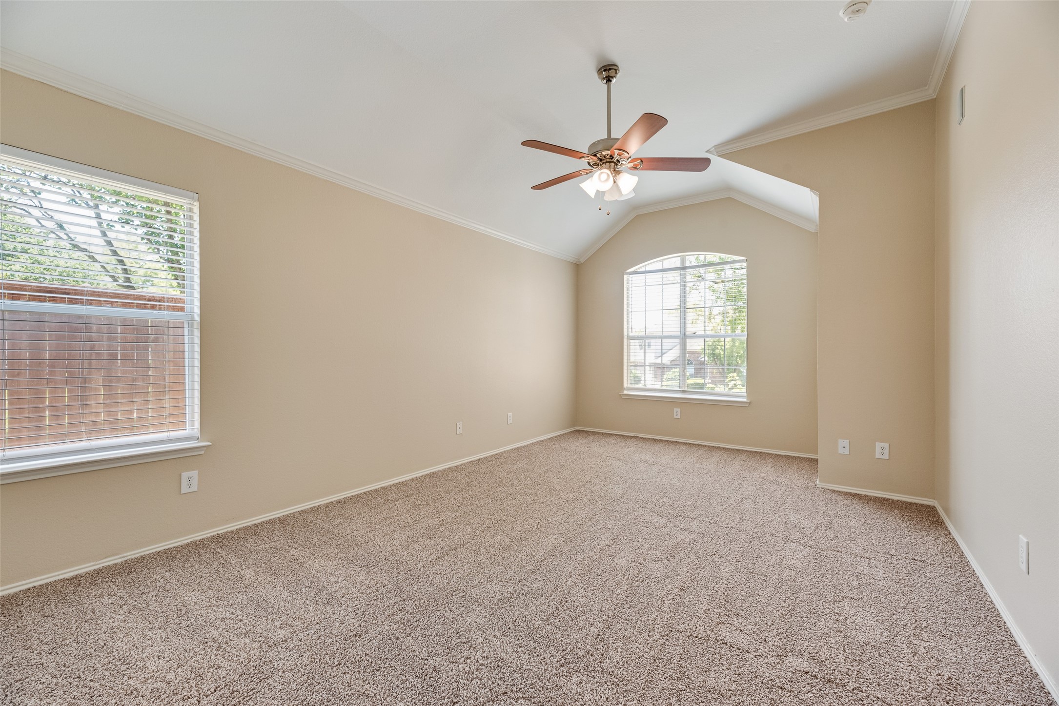 2240 Garden Crest Drive