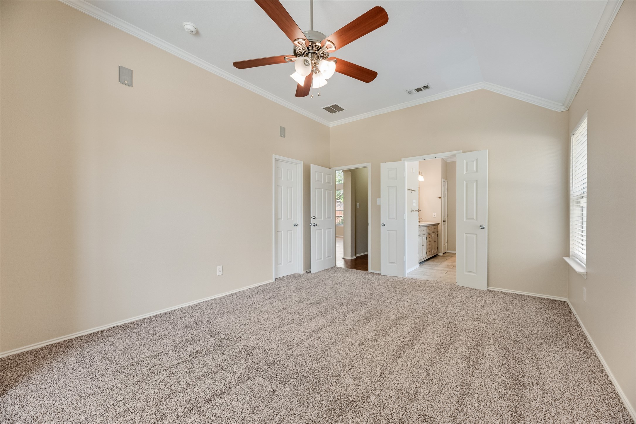 2240 Garden Crest Drive
