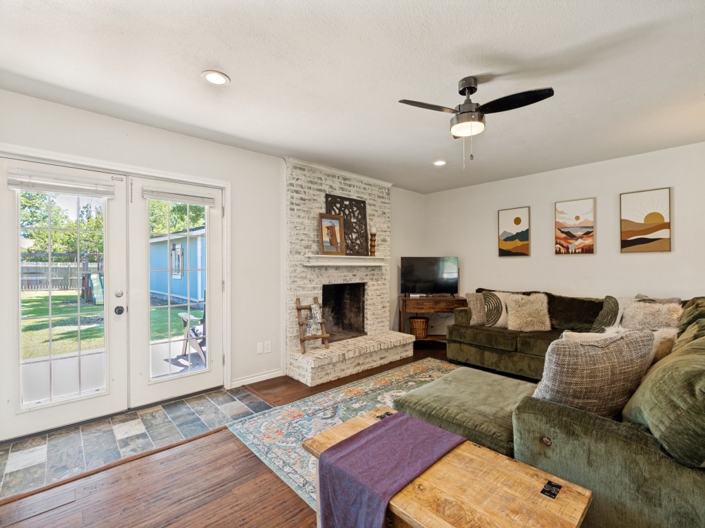 20 Lee Drive