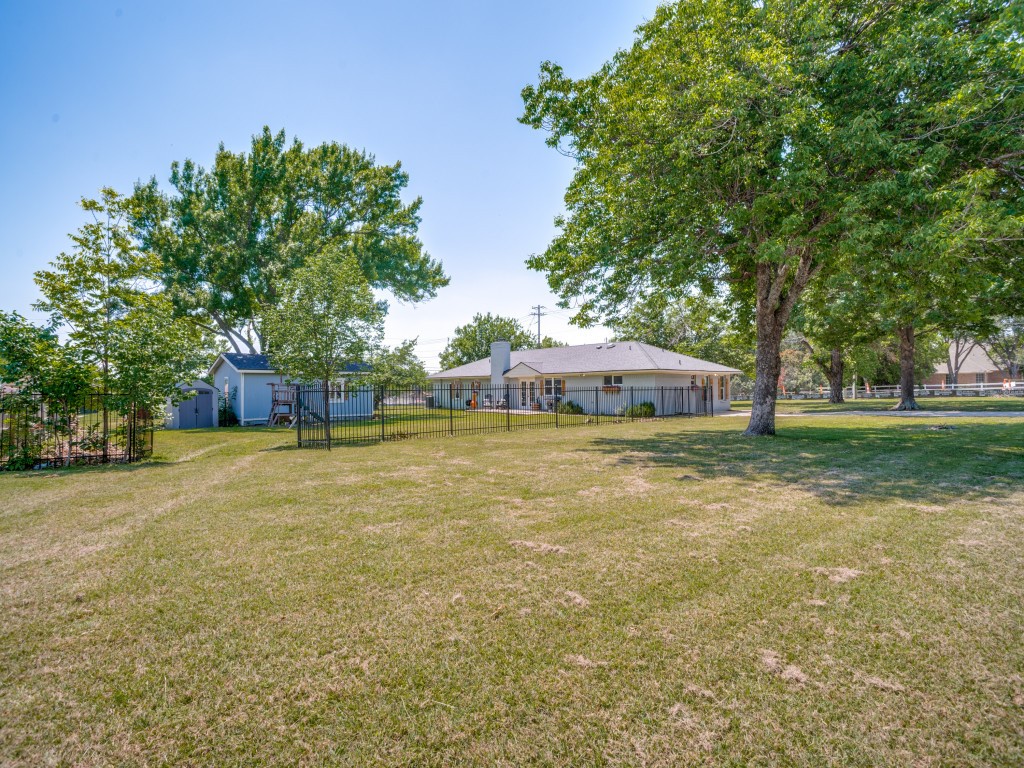20 Lee Drive