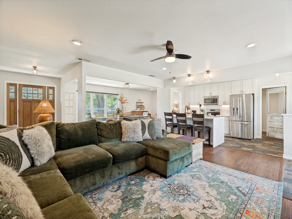 20 Lee Drive