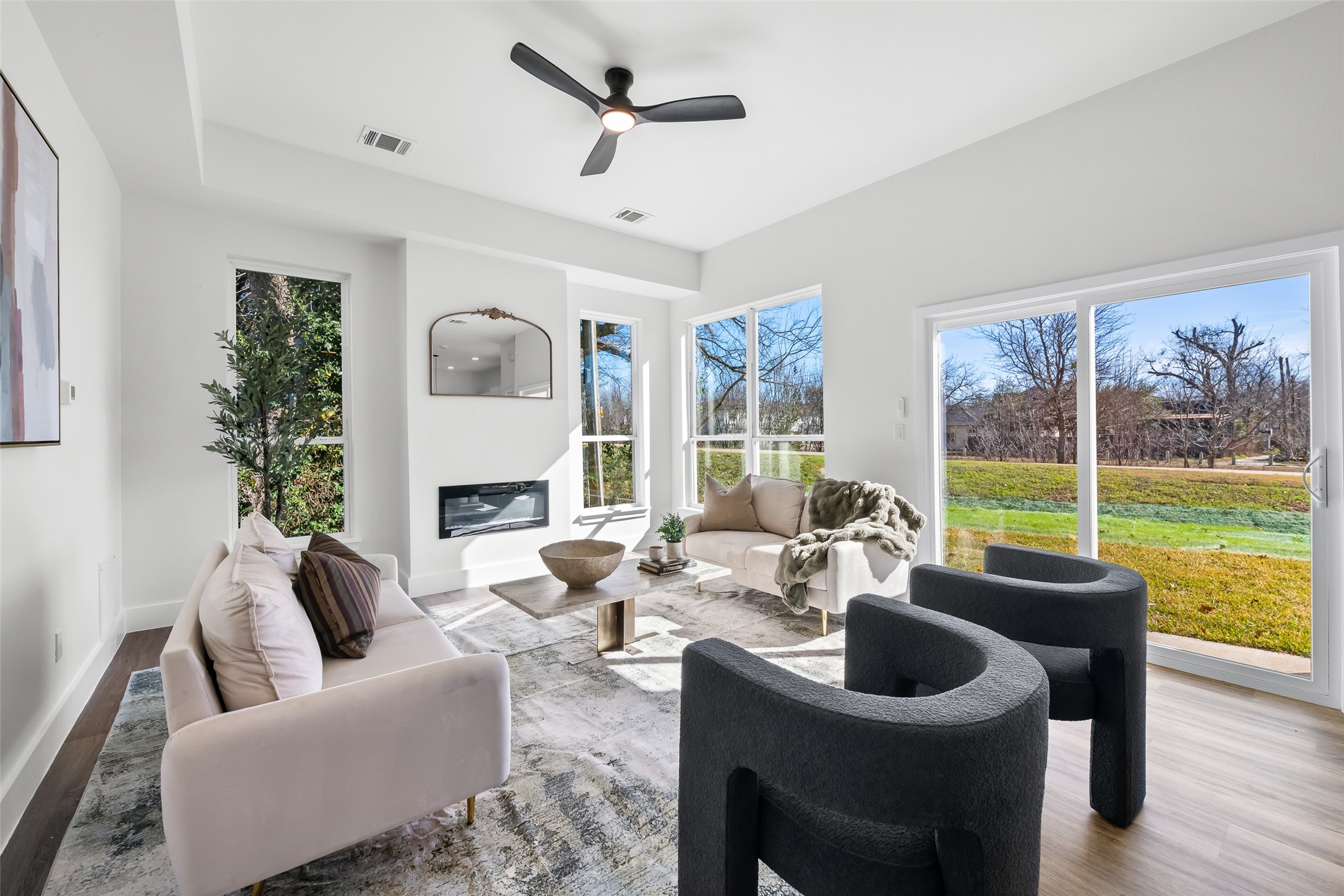 314 S Glasgow Drive