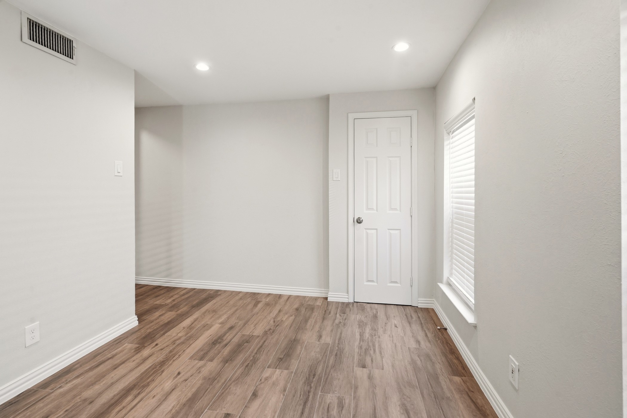 7354 Walling Lane