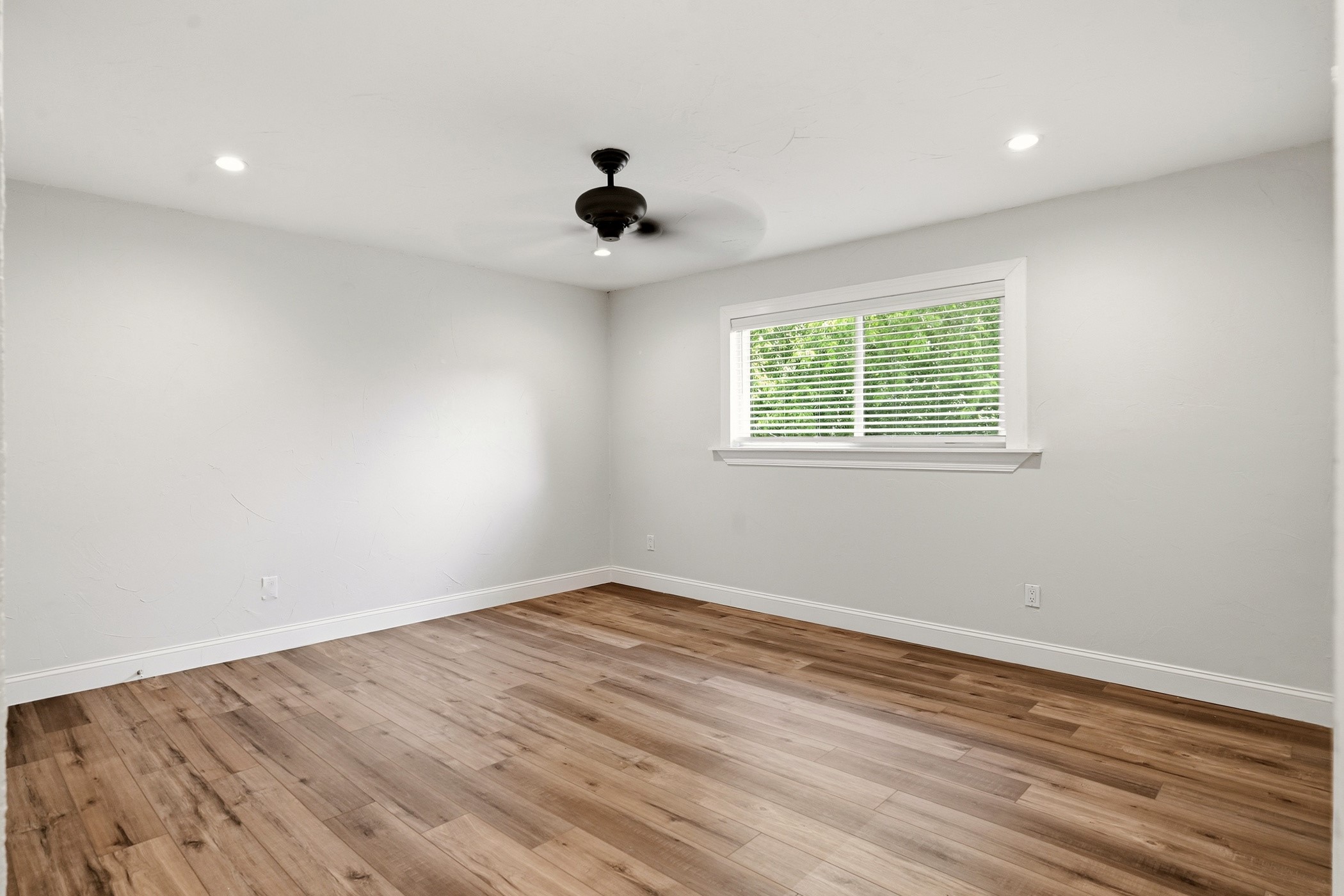 7354 Walling Lane