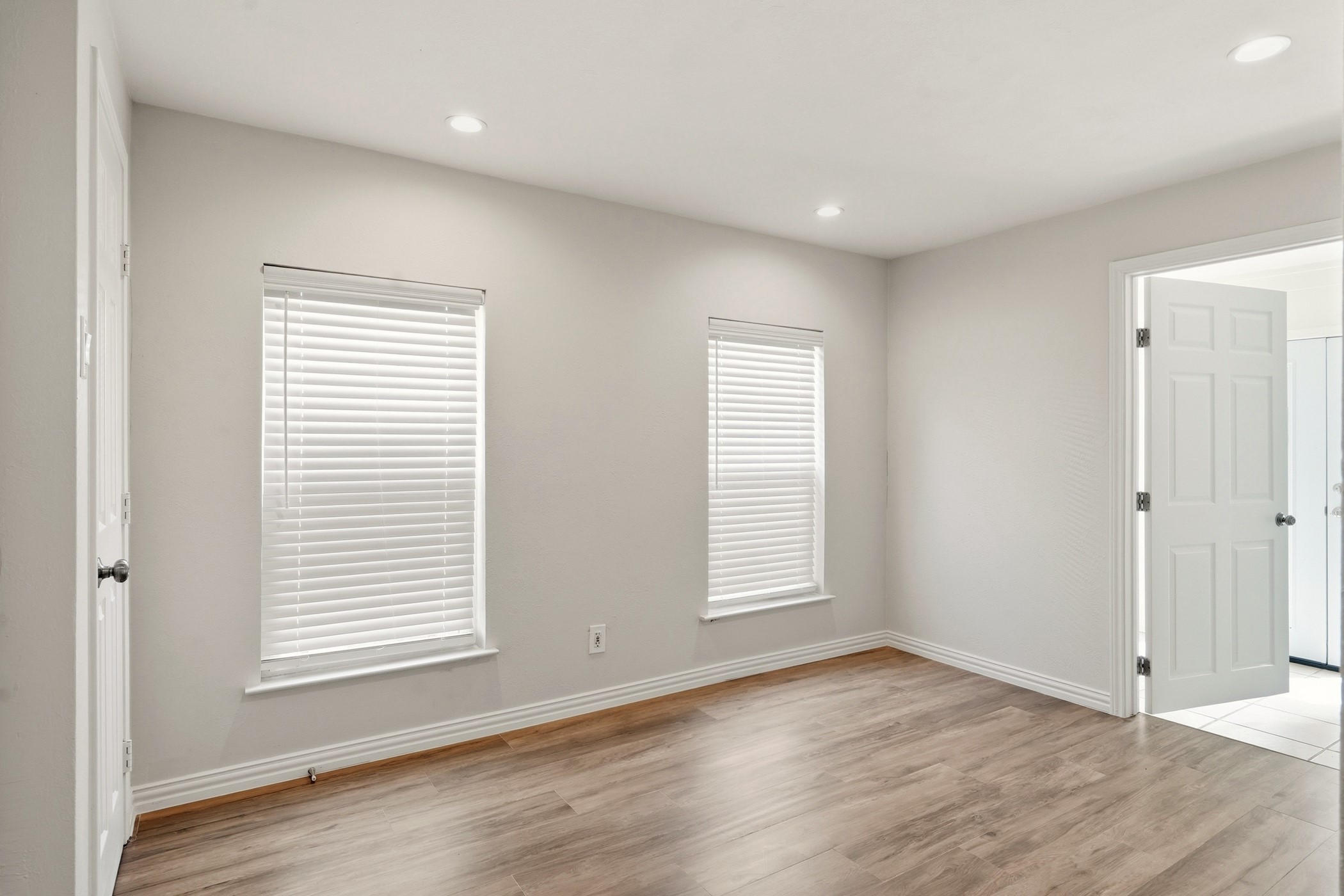 7354 Walling Lane