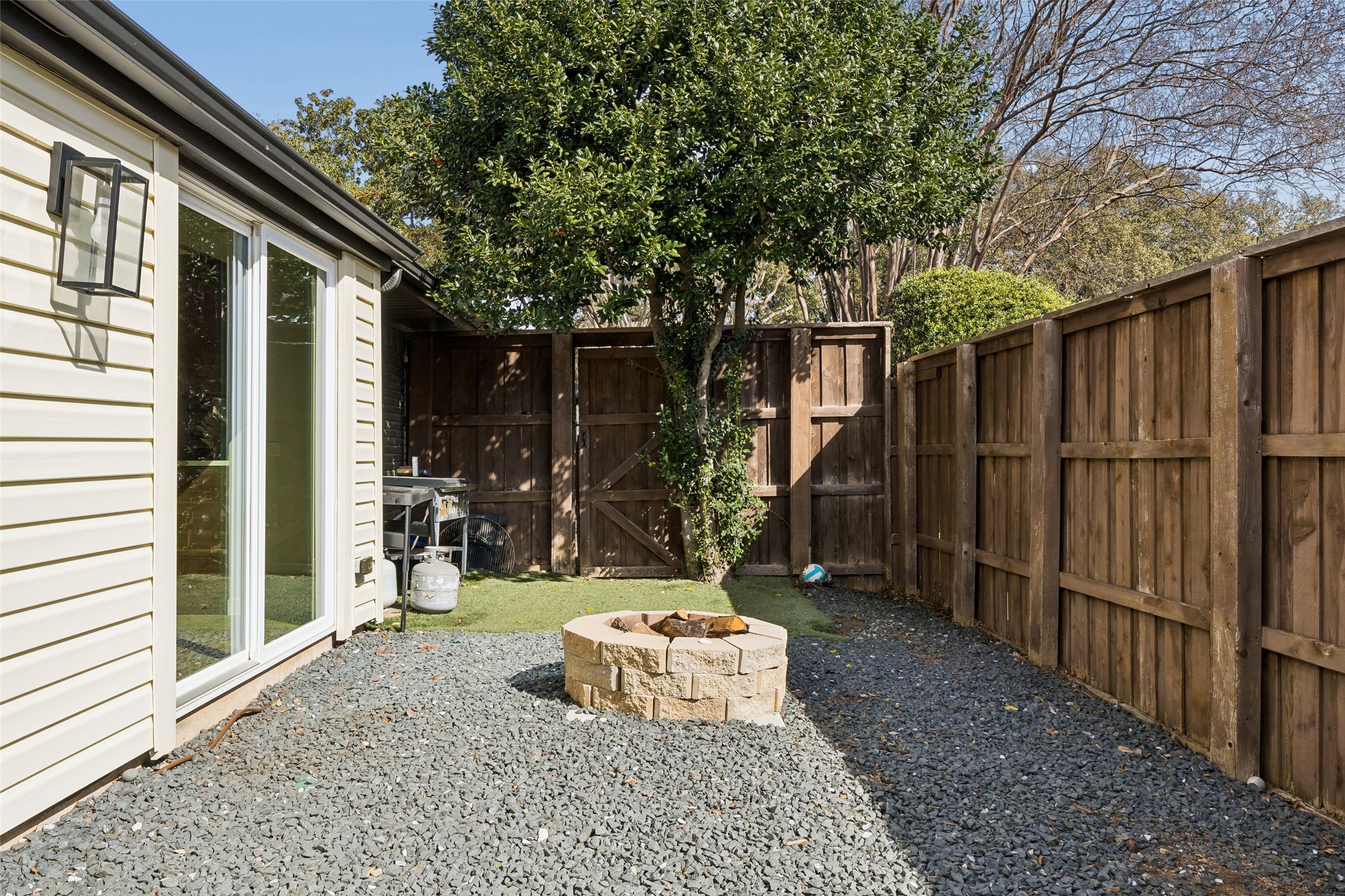 9522 Robin Meadow Drive