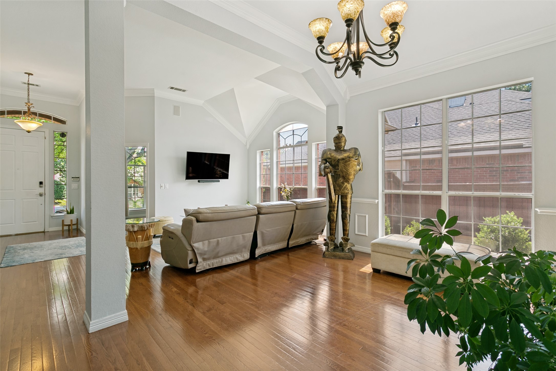 2768 Club Ridge Drive