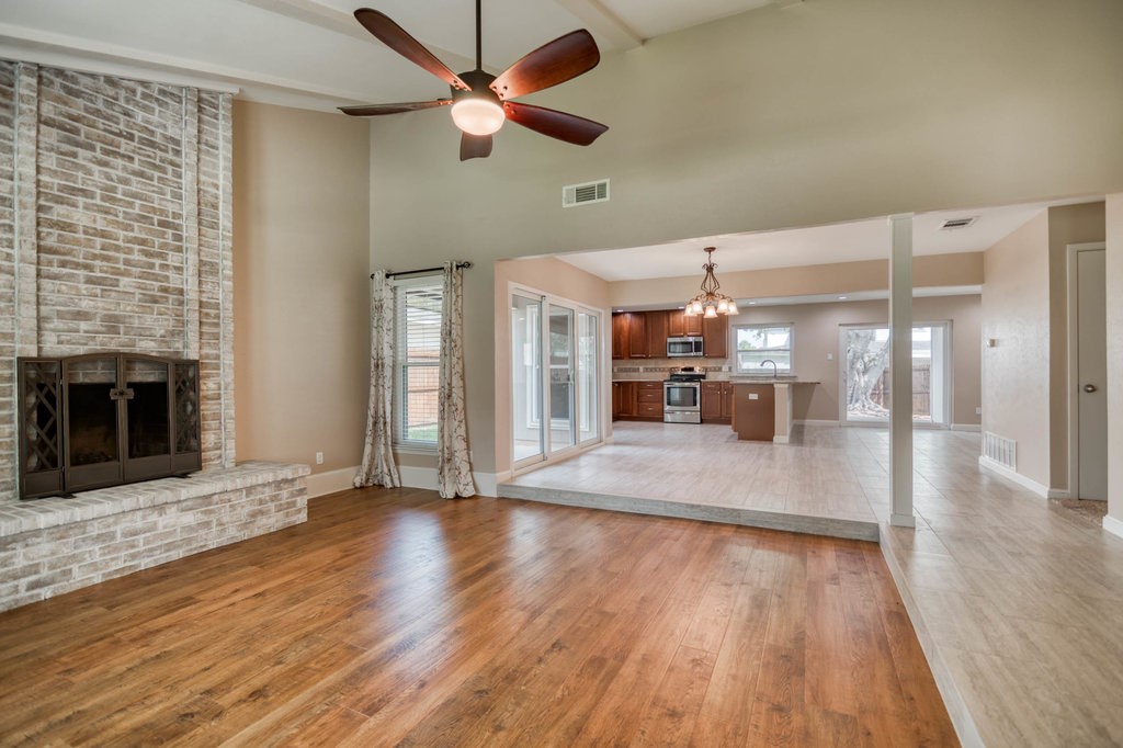 1817 Hemlock Drive