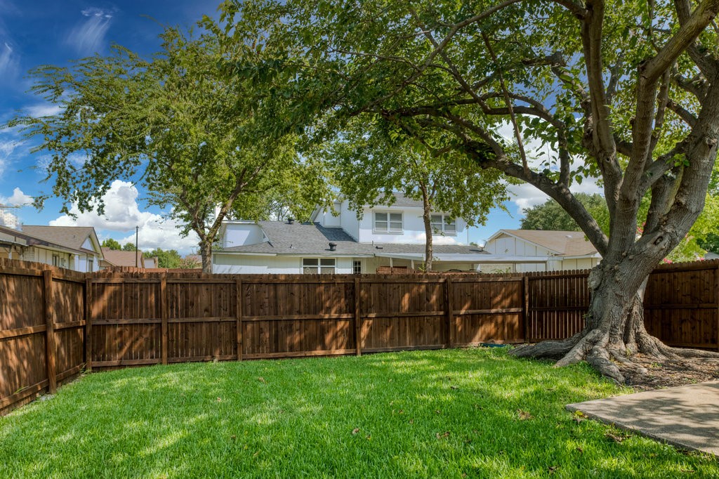 1817 Hemlock Drive