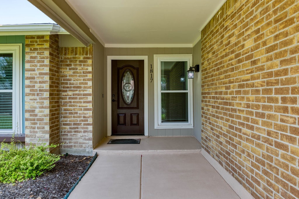 1817 Hemlock Drive