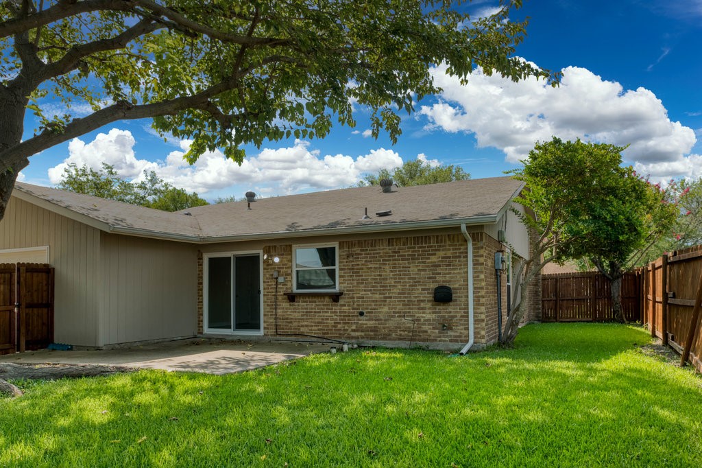 1817 Hemlock Drive