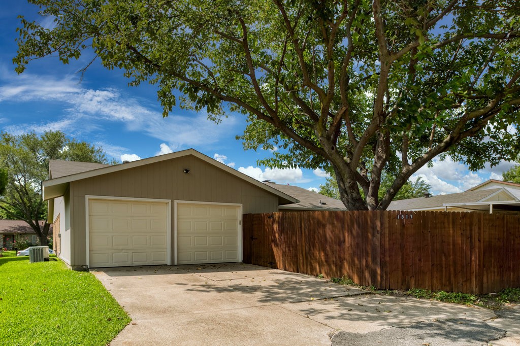 1817 Hemlock Drive