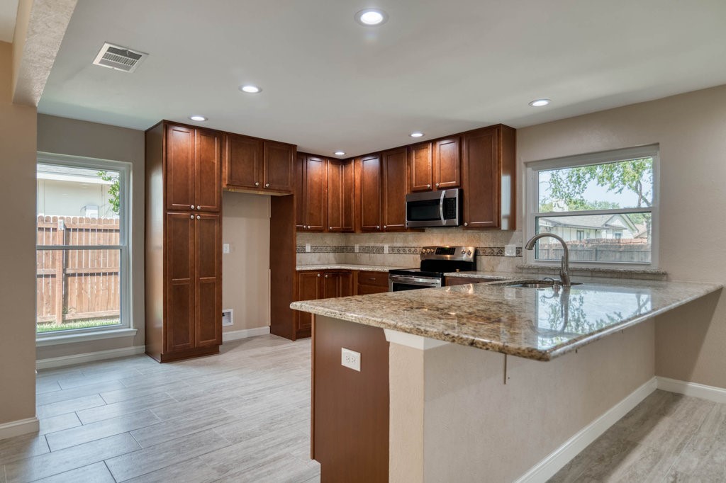 1817 Hemlock Drive