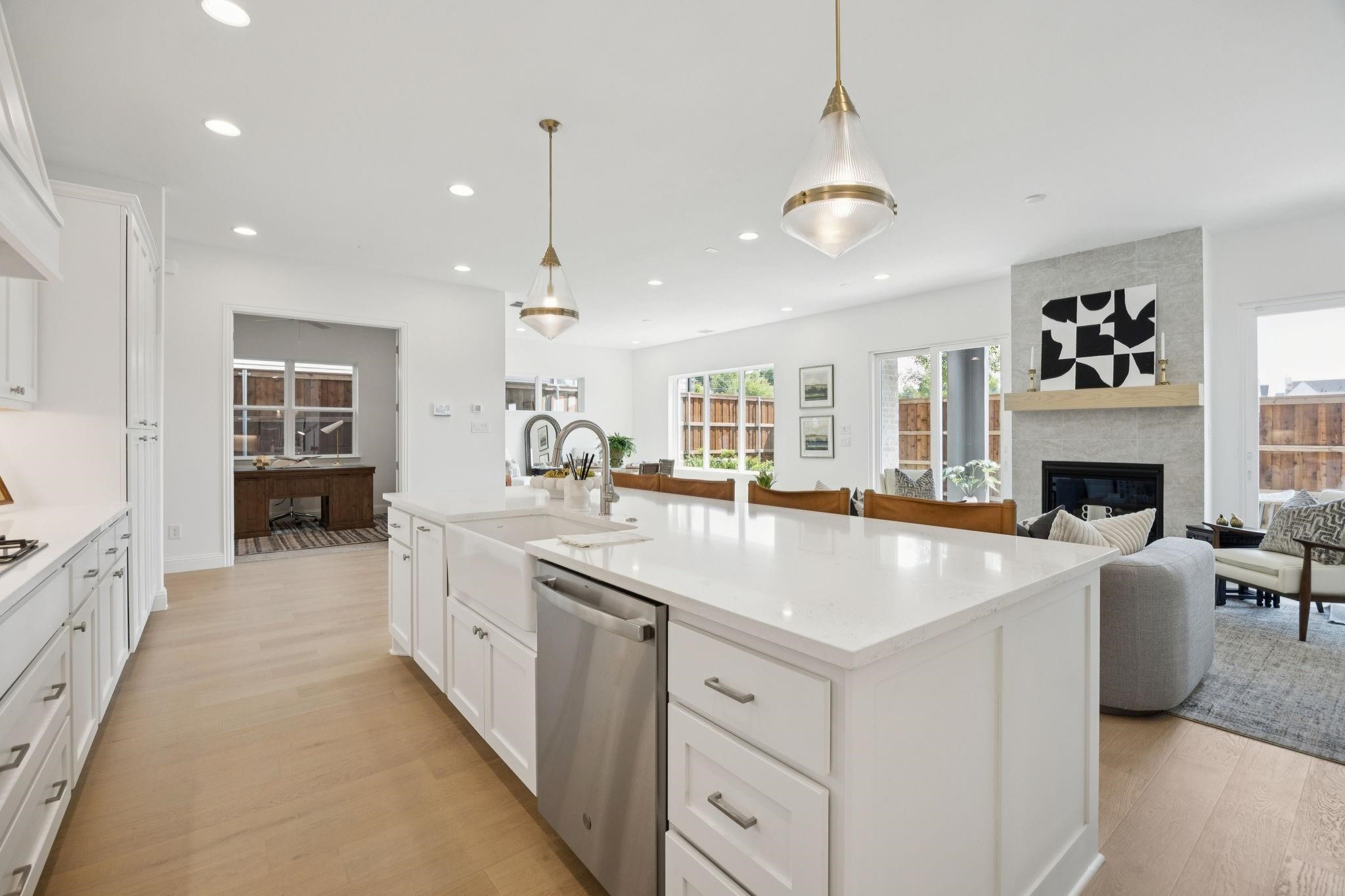 9348 Charlie Lane