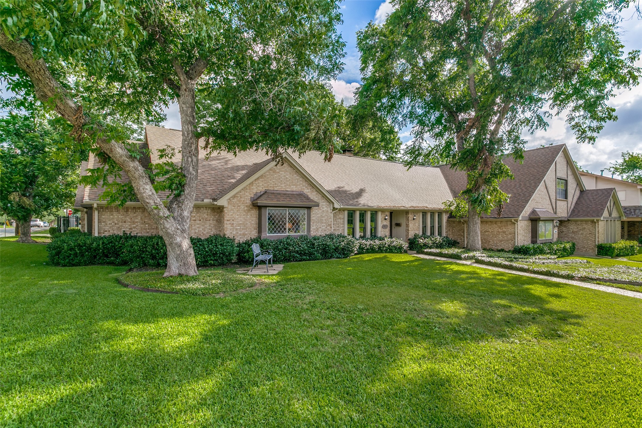 7507 Wellcrest Drive