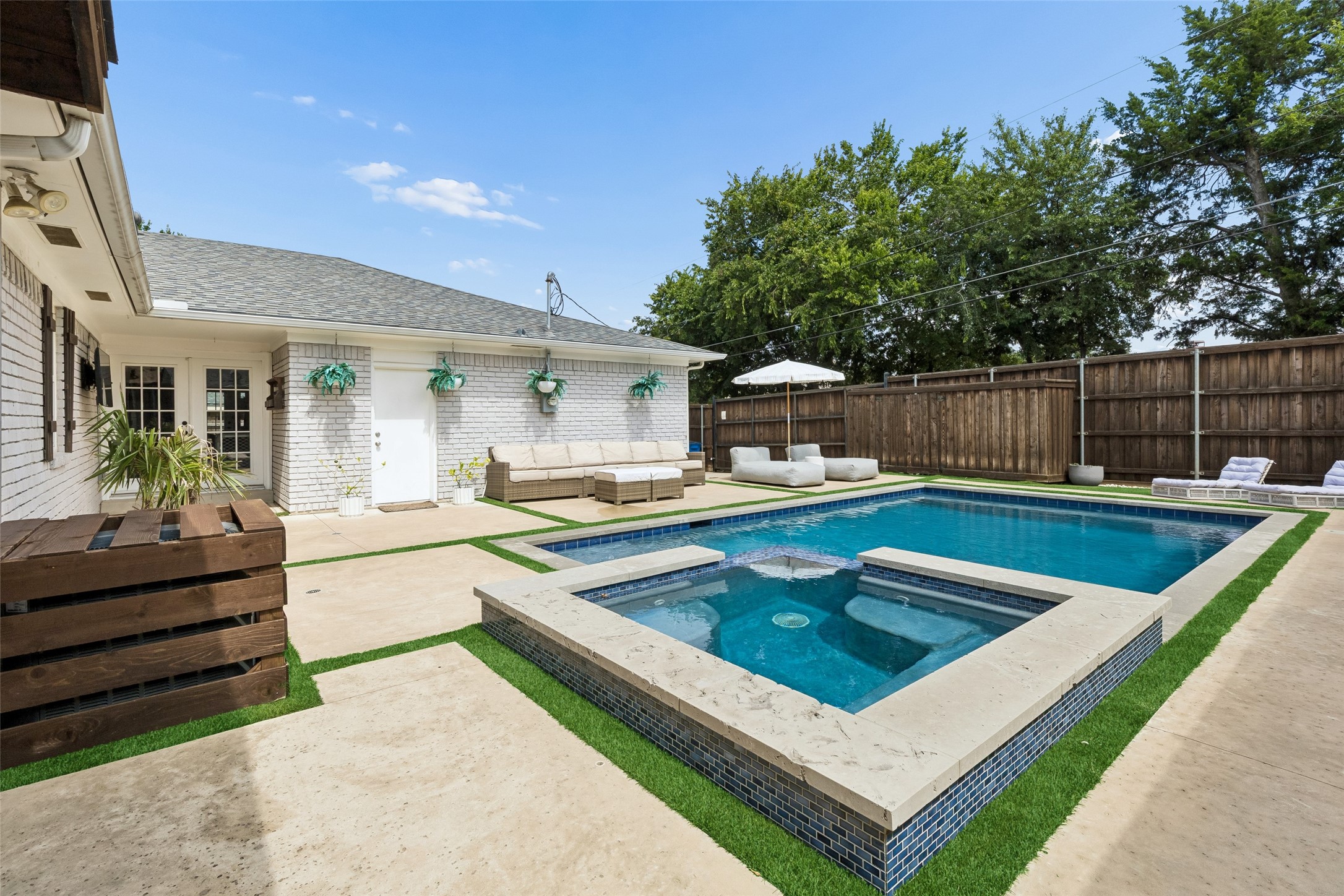 10859 Carissa Drive