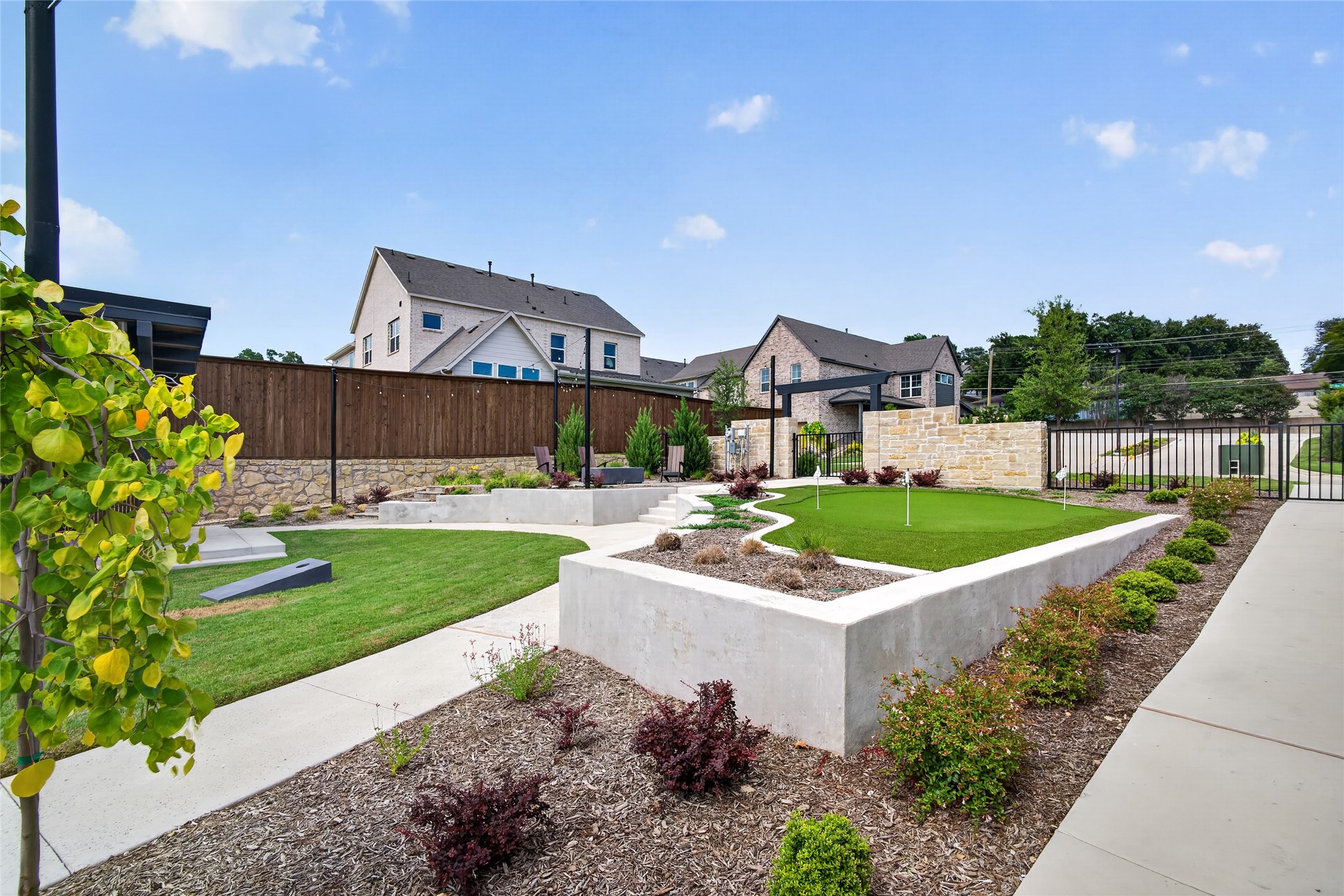 9676 Mav Lane