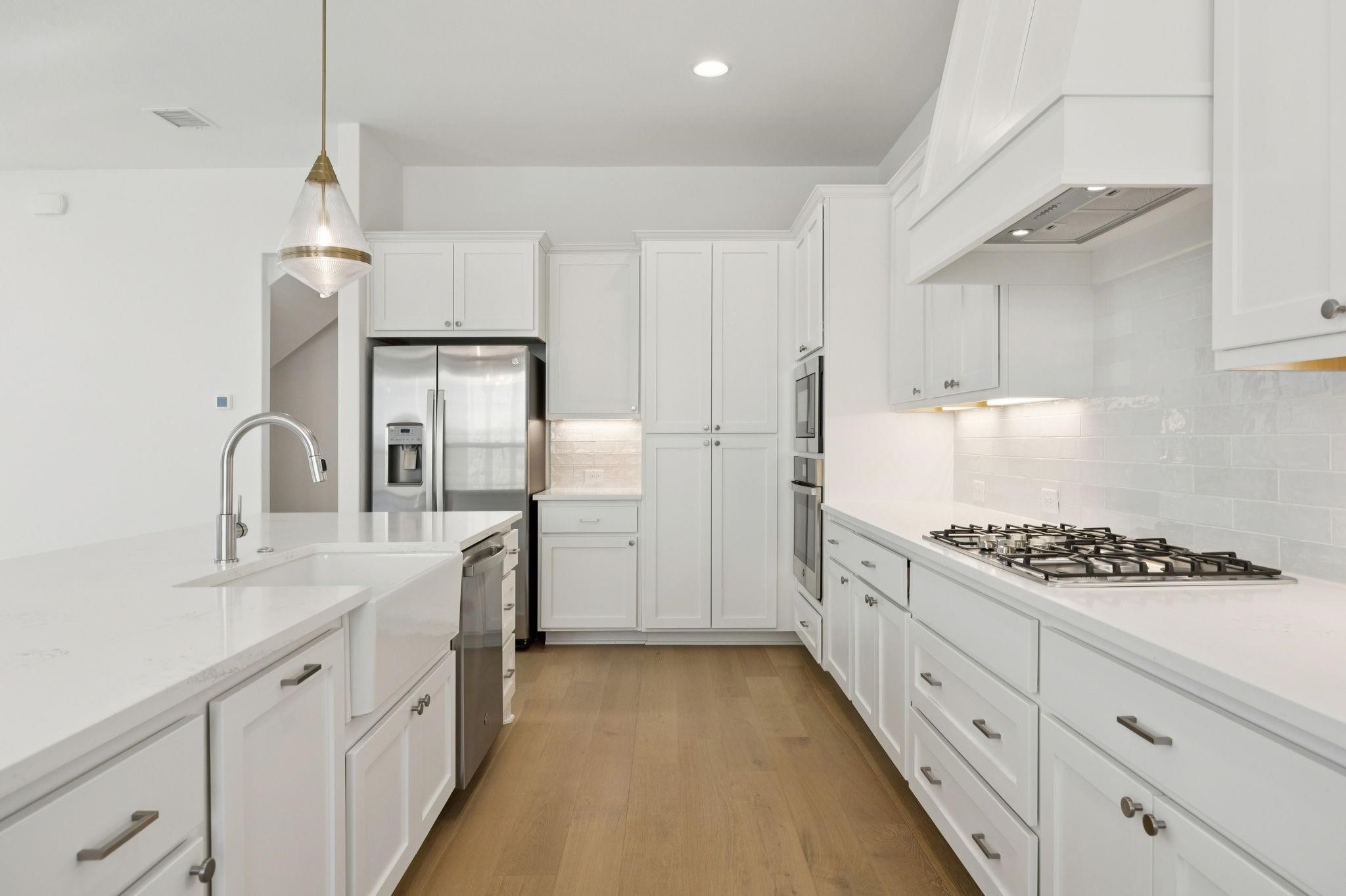 9676 Mav Lane